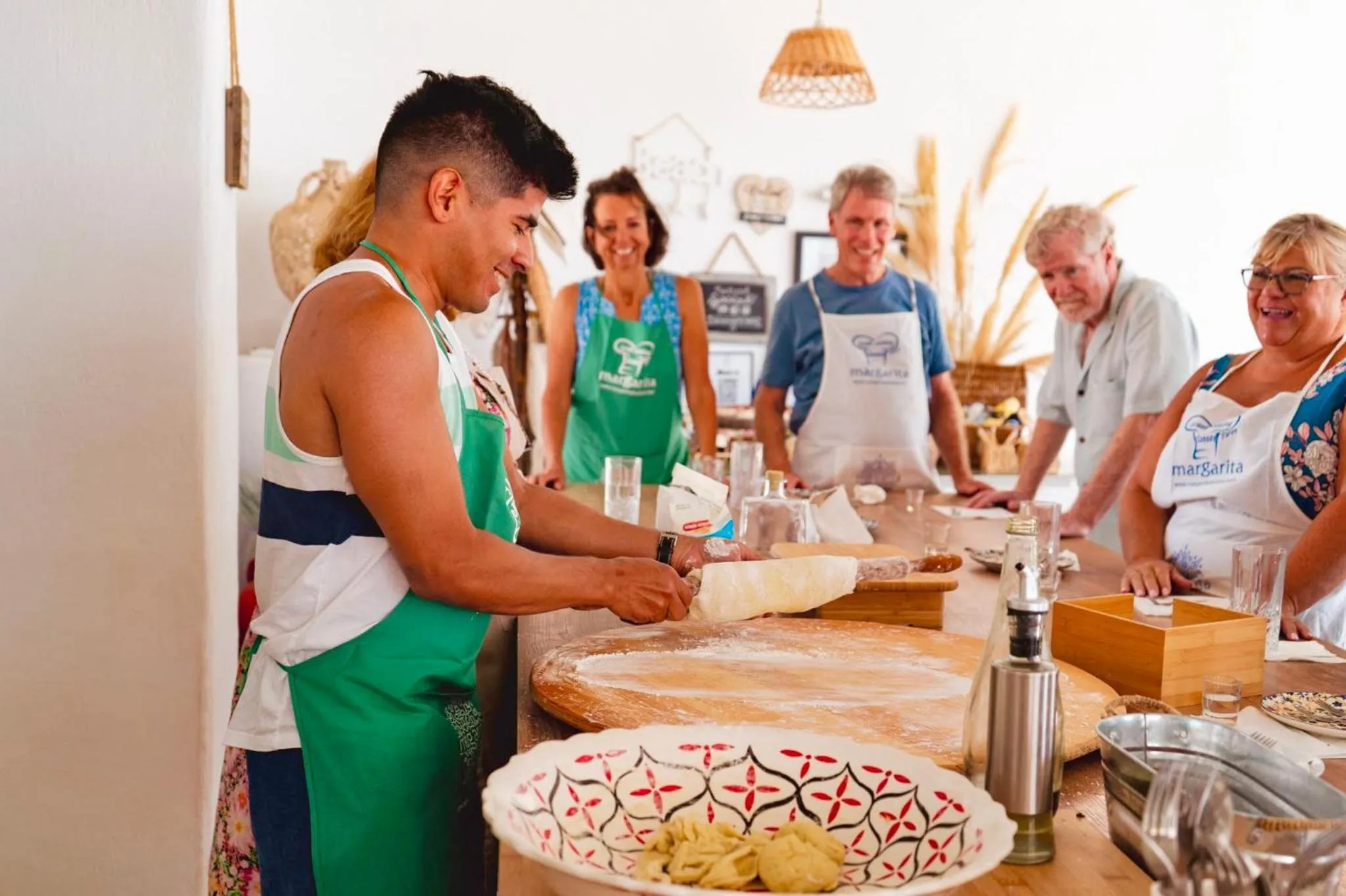 Restaurant/places to eat in Margarita Studios Ambelas