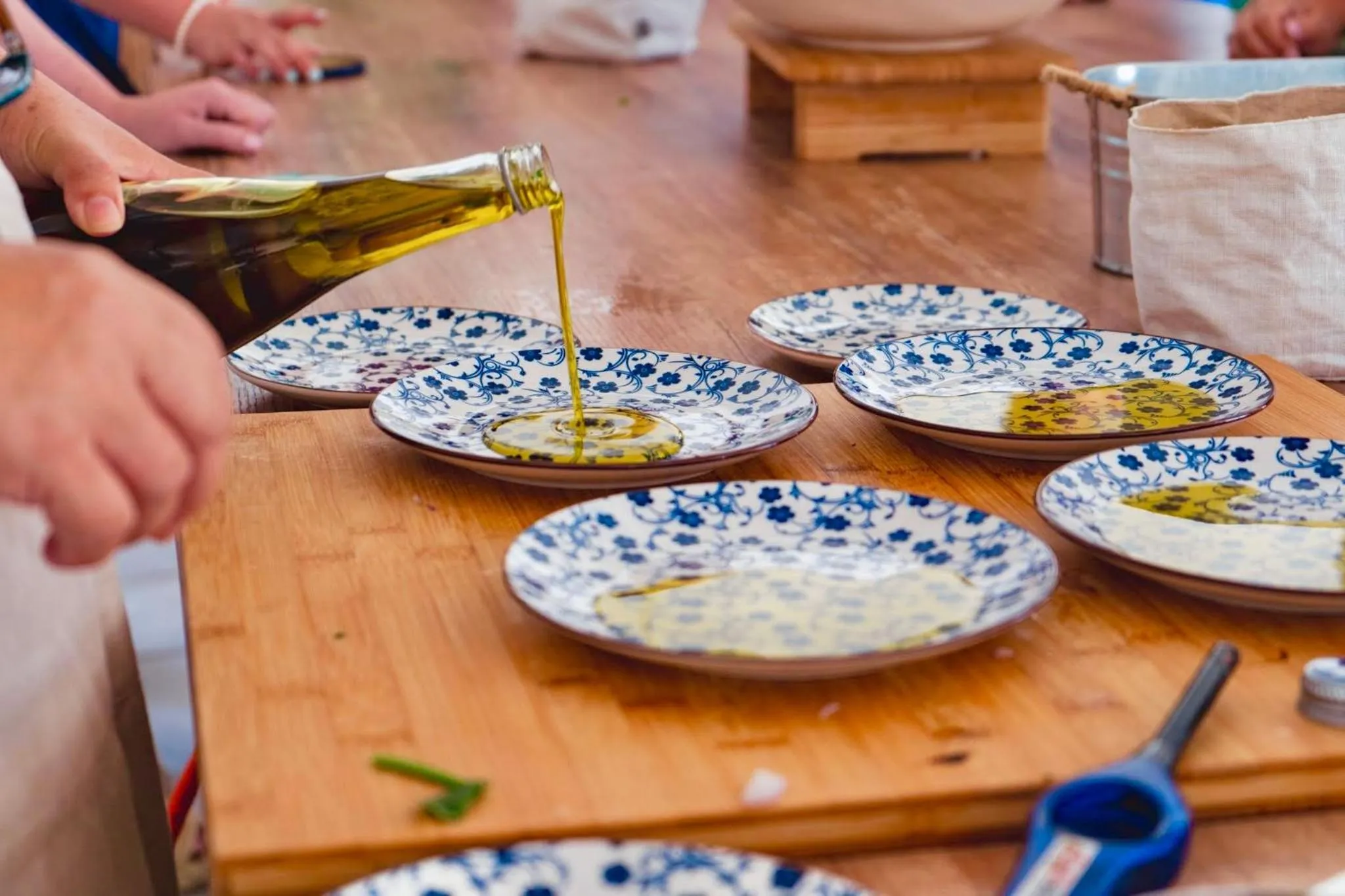 Restaurant/places to eat in Margarita Studios Ambelas