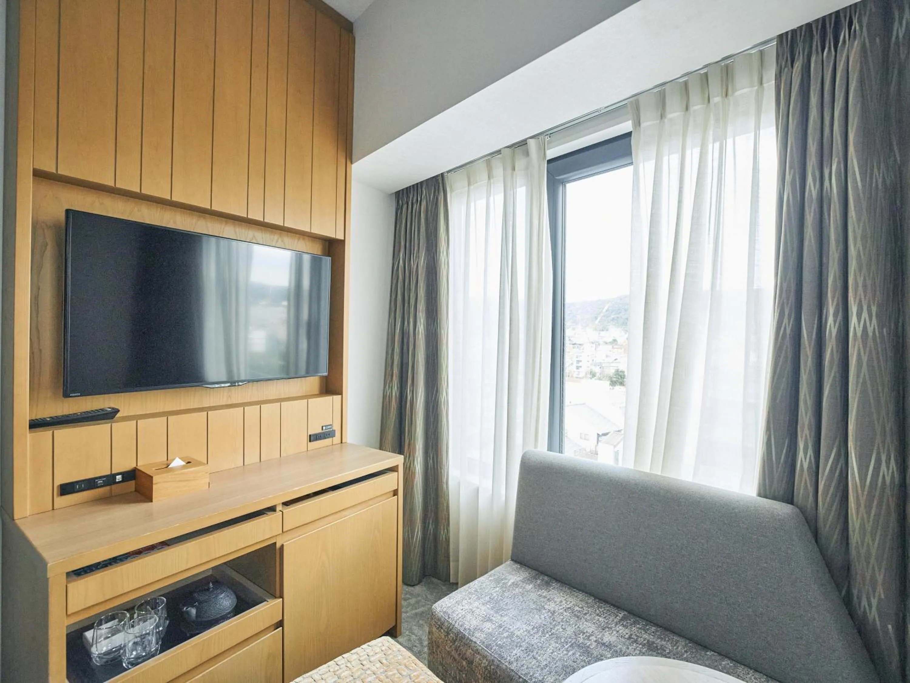 TV and multimedia in Hotel Traveltine Kyoto Kiyamachi