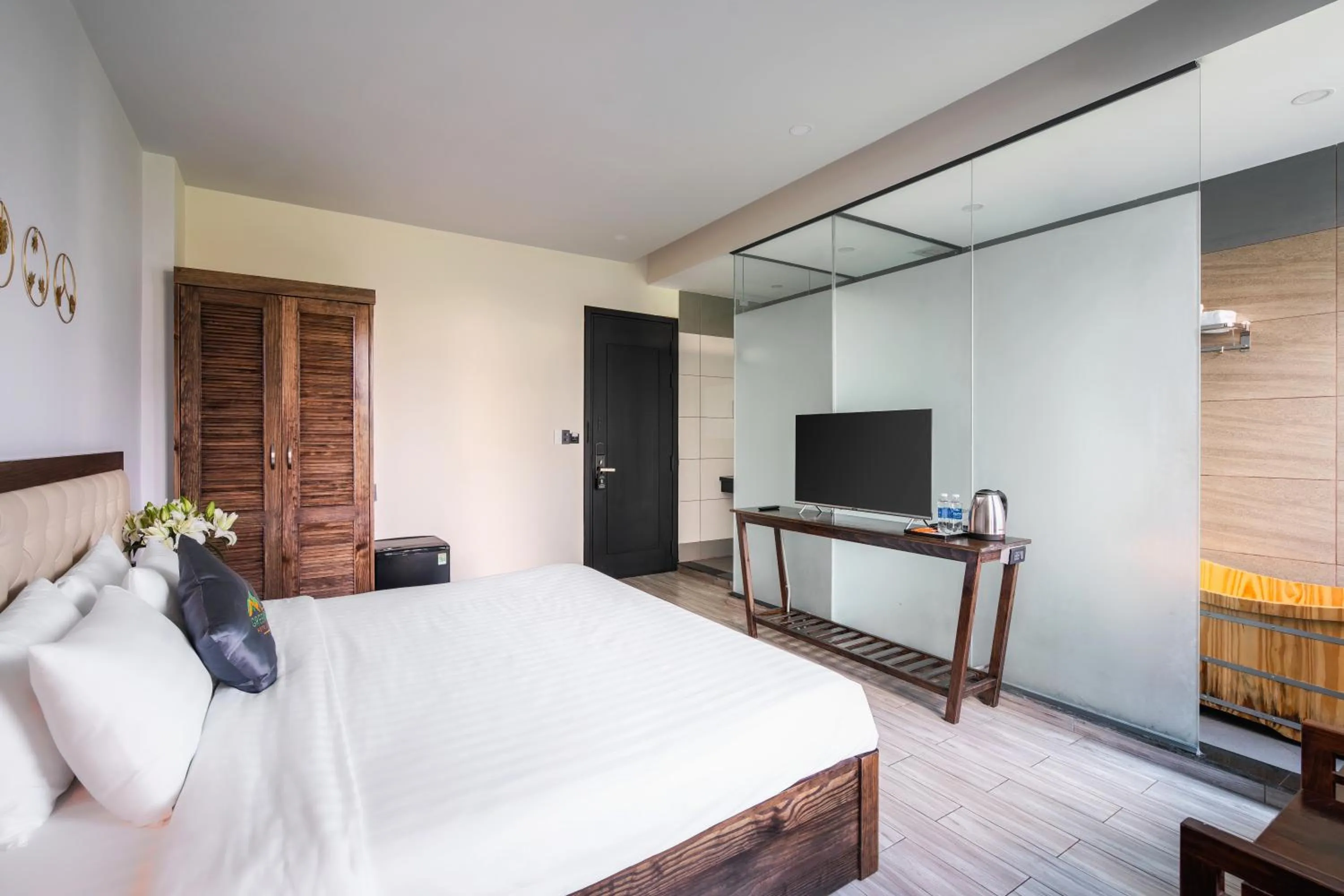 Bed in Greenview City Hotel