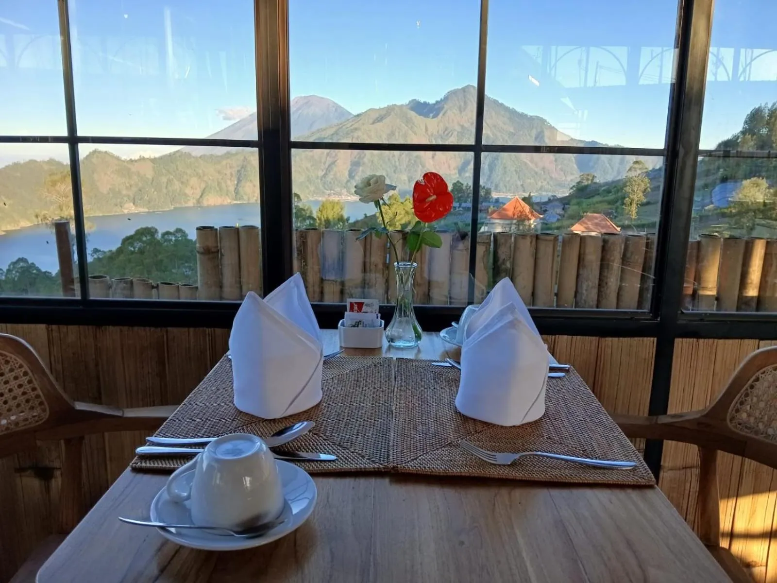 Restaurant/places to eat in The Dewi Eco Bamboo Villa