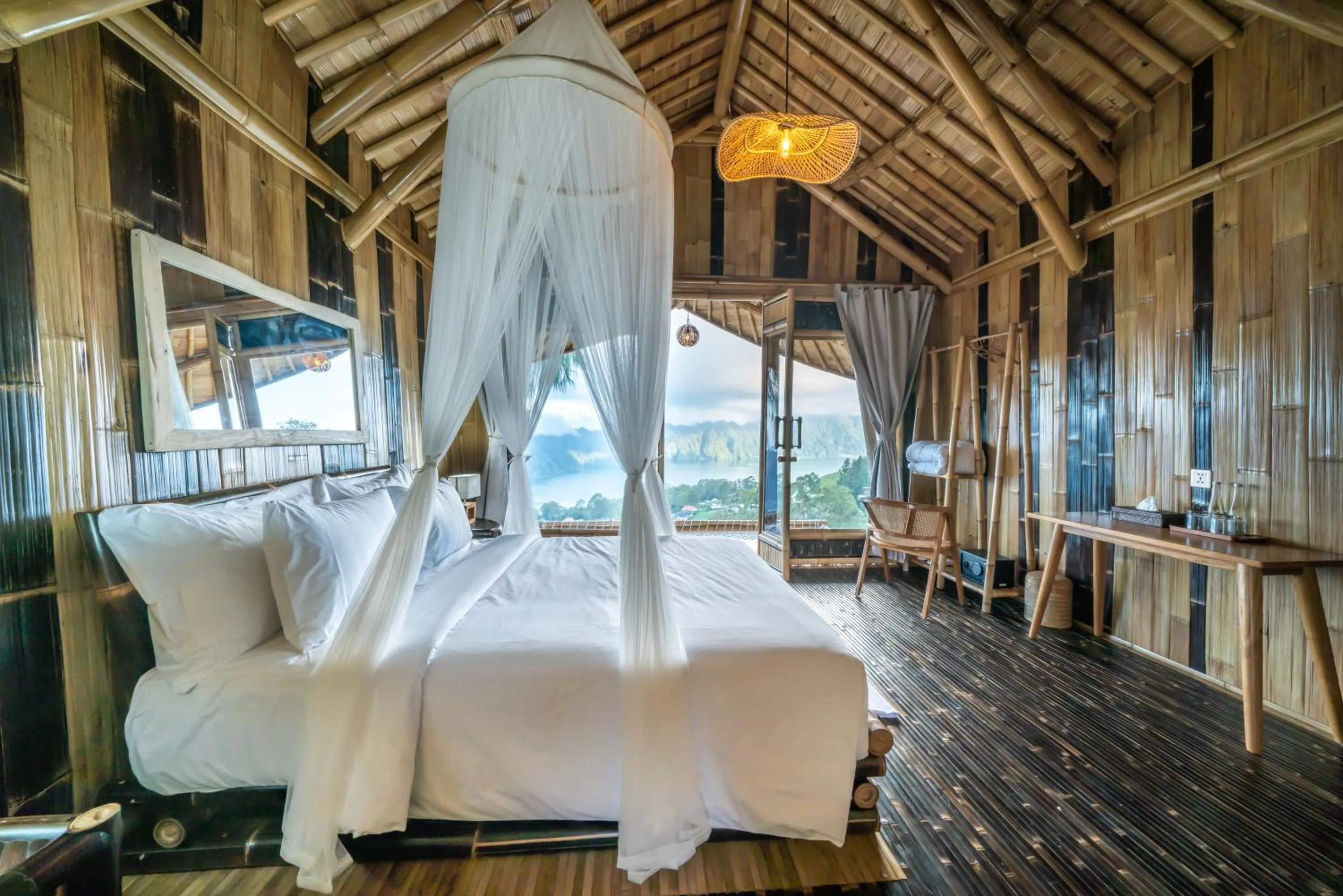 Bed in The Dewi Eco Bamboo Villa