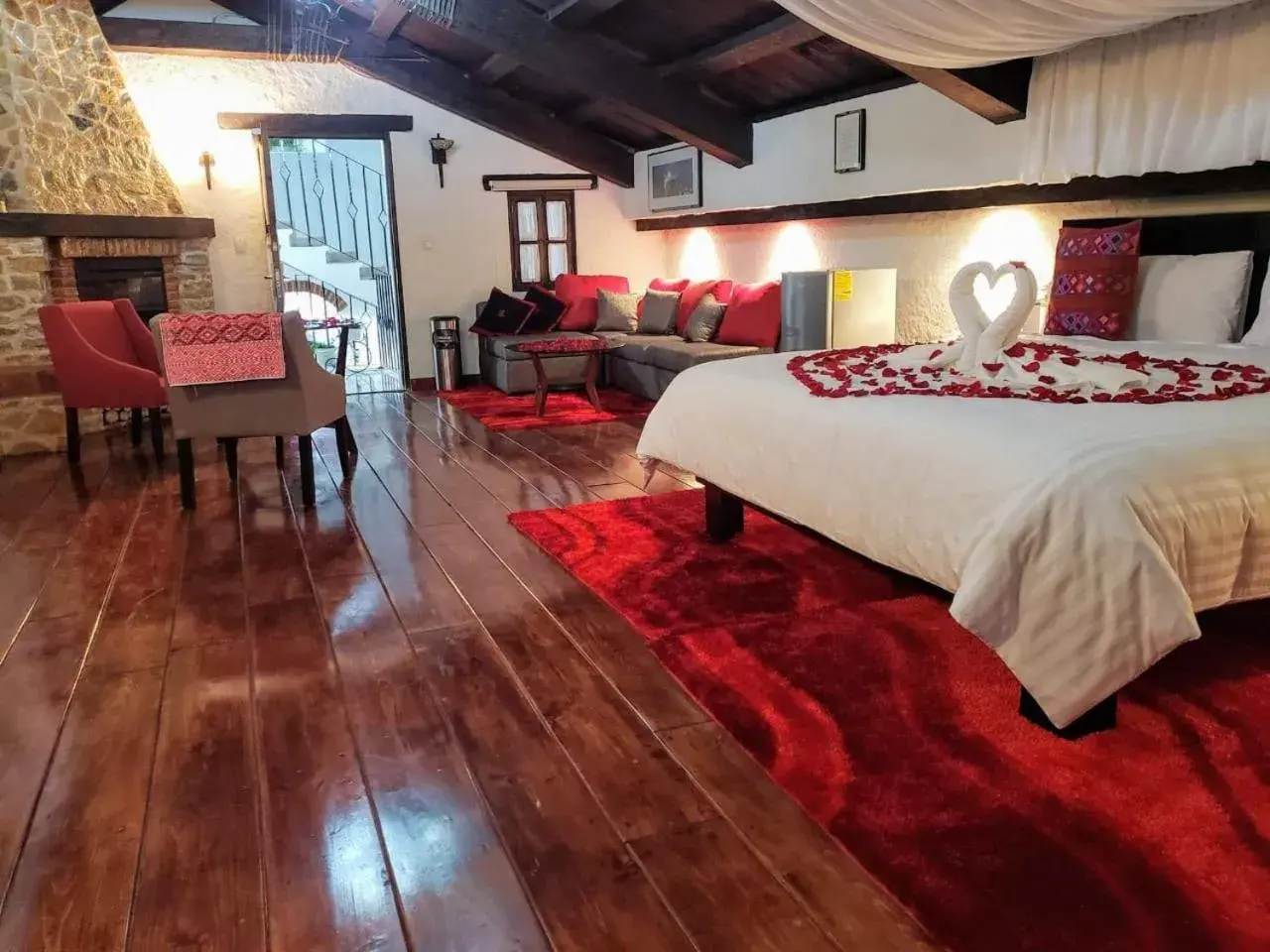 Suite with Hot Tub in HOTEL PLAZA SAN CRISTOBAL INN Suite with Hot Tub in HOTEL PLAZA SAN CRISTOBAL INN