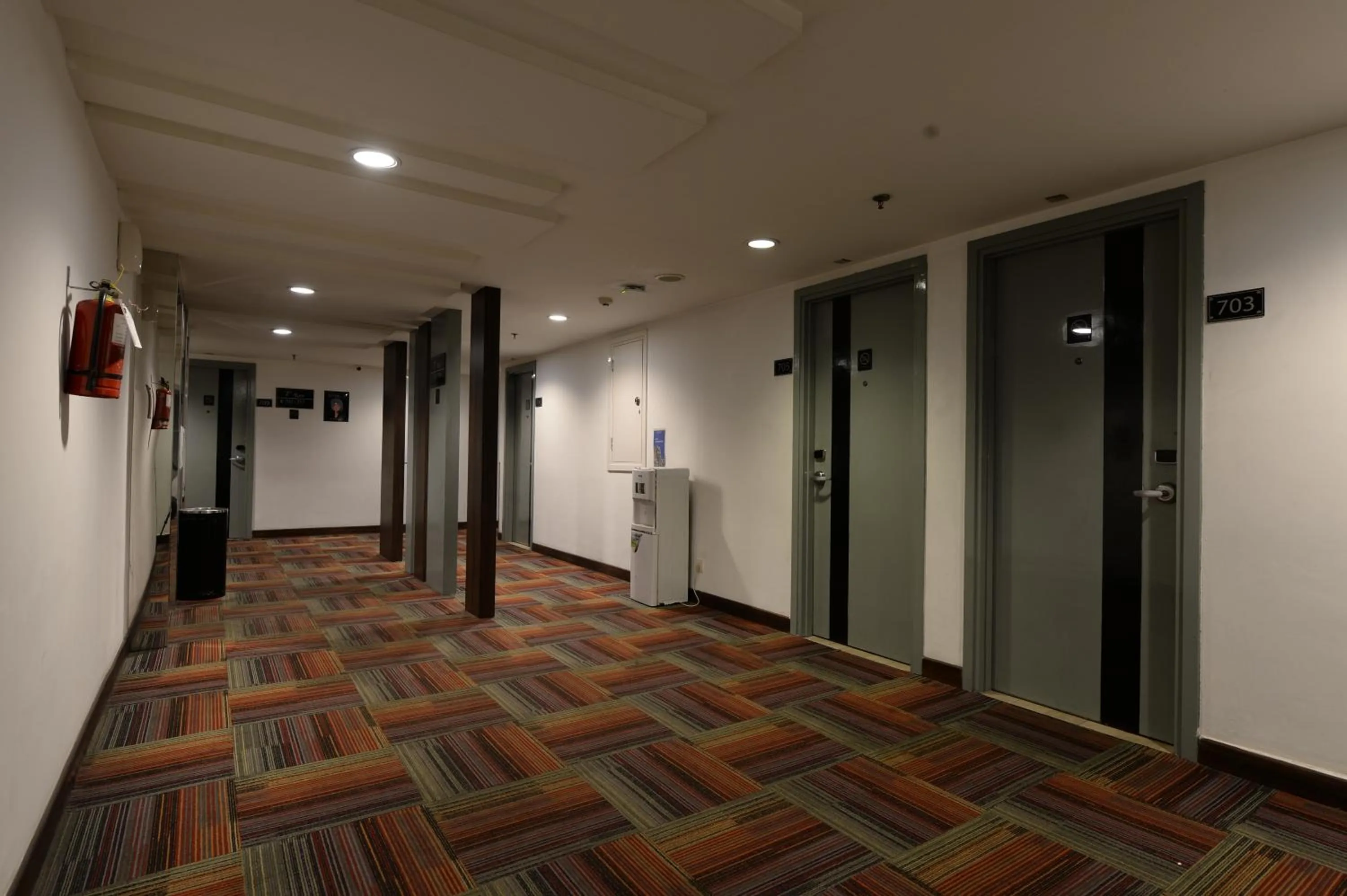 Guests in HORU HOTEL MANGGA DUA SQUARE