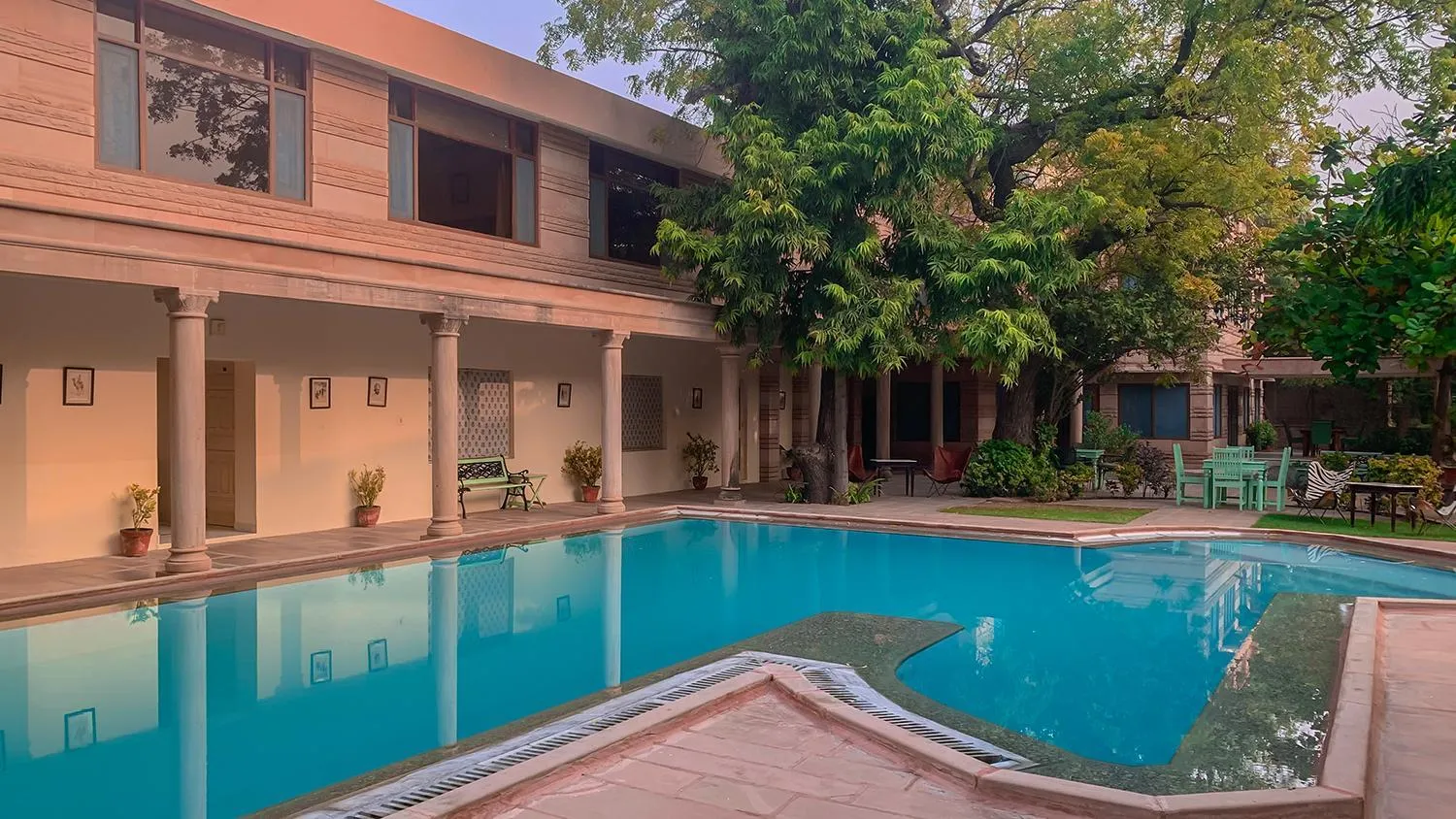 Swimming pool in Polo Heritage Hotel