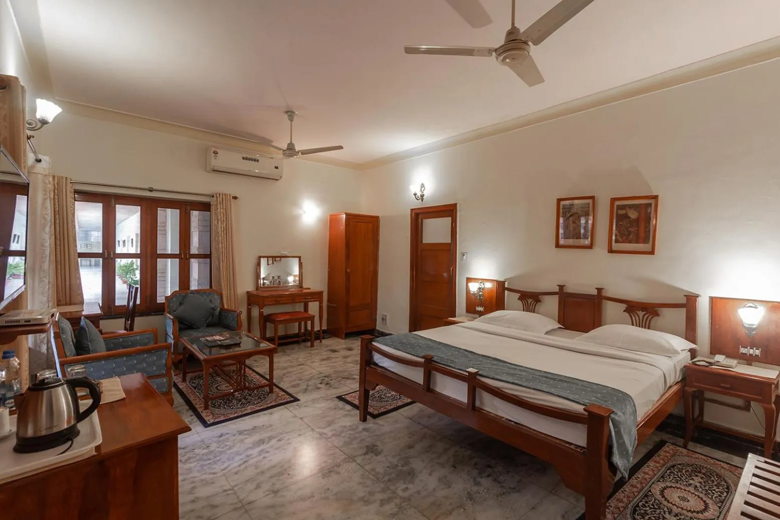 Bed in Polo Heritage Hotel