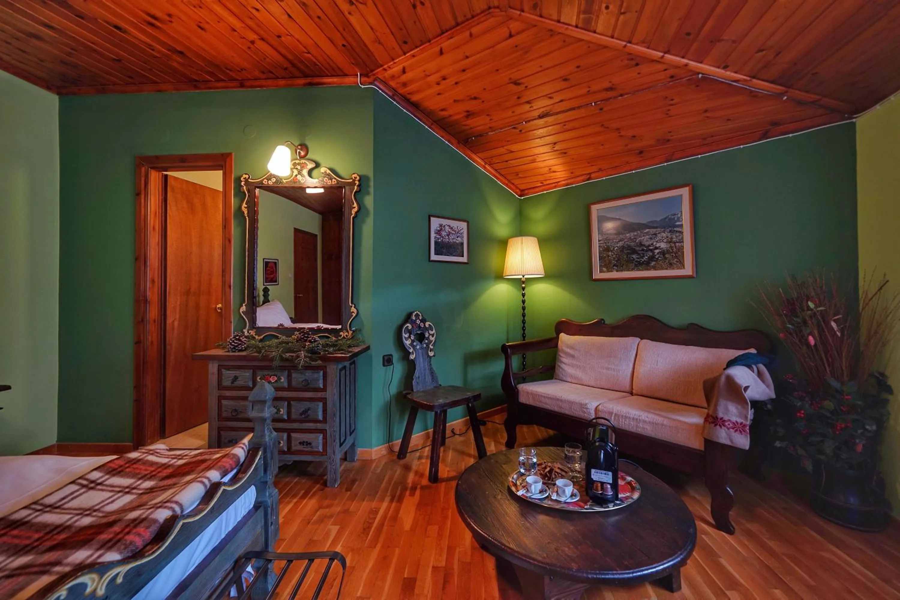 Bed in To Balkoni tis Agorianis