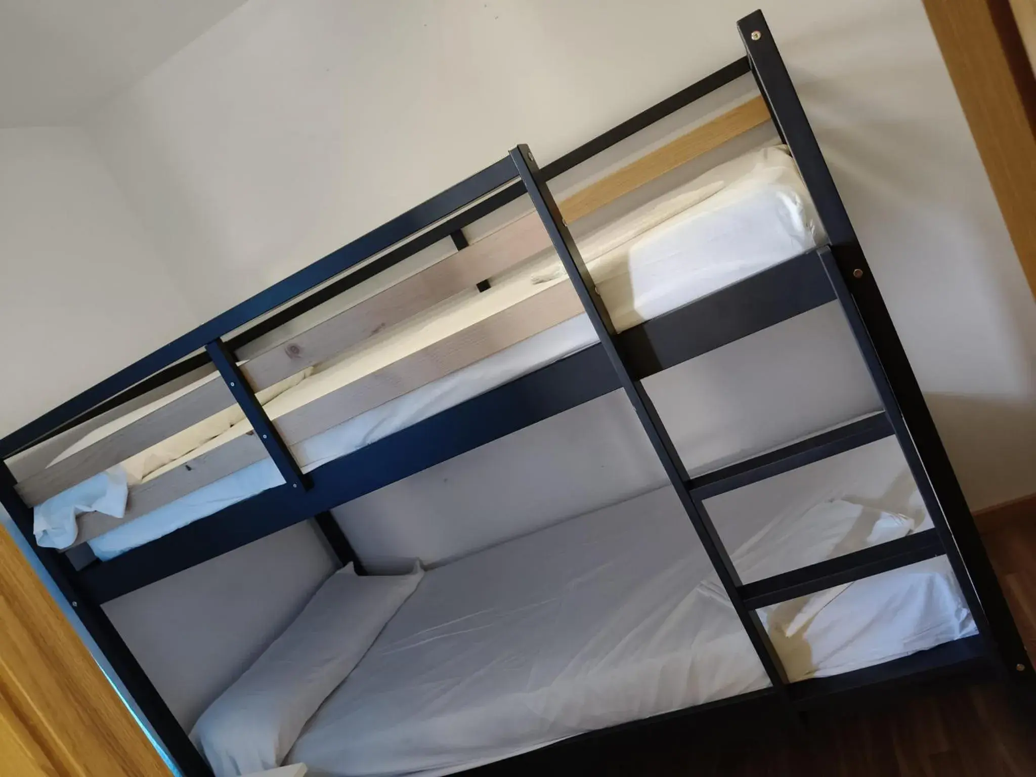 Twin Room with Shared Toilet in Pilgrim Rooms Twin Room with Shared Toilet in Pilgrim Rooms