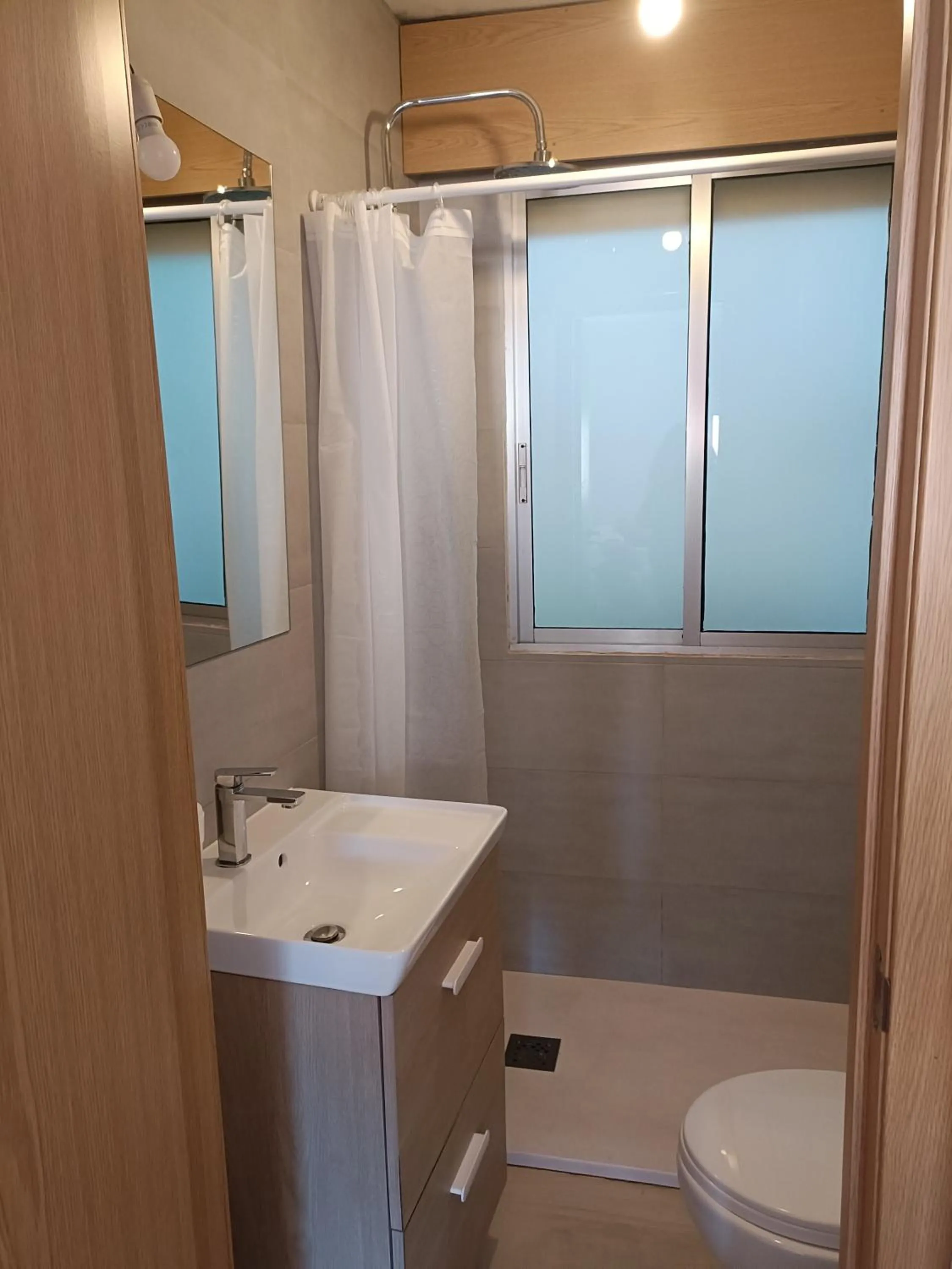 Quadruple Room with Private Bathroom in Pilgrim Rooms