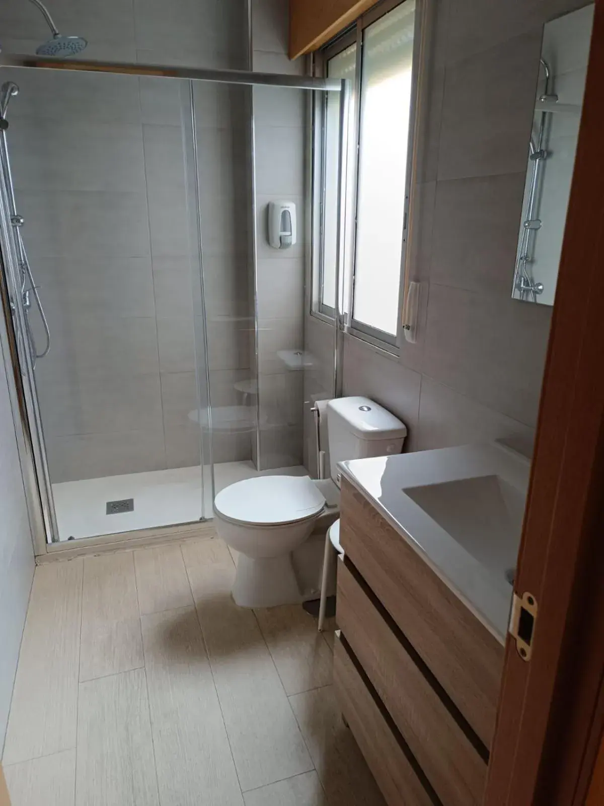 Twin Room with Shared Toilet in Pilgrim Rooms Twin Room with Shared Toilet in Pilgrim Rooms