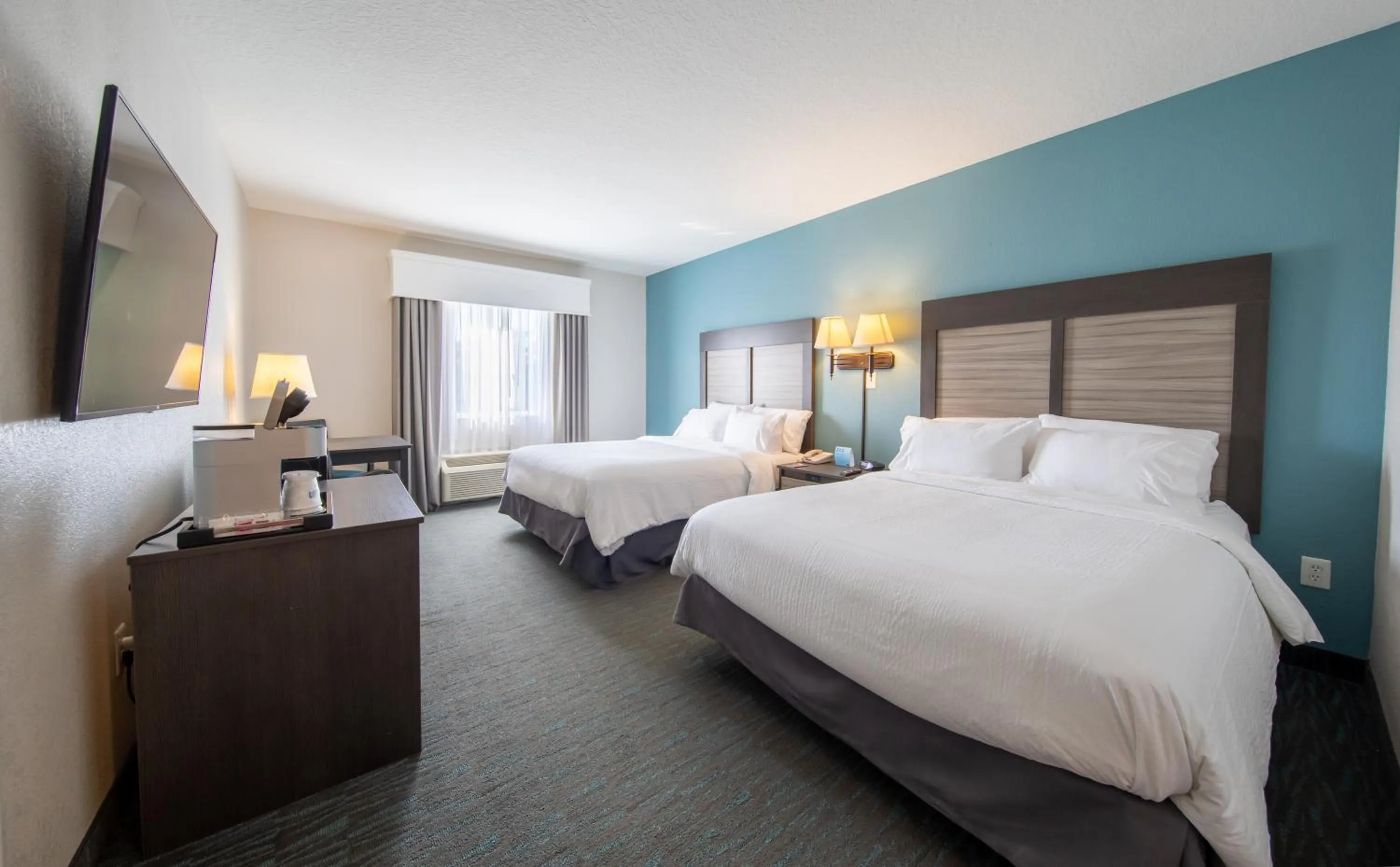 Bedroom, Bed in Holiday Inn Express & Suites Clermont SE - West Orlando by IHG