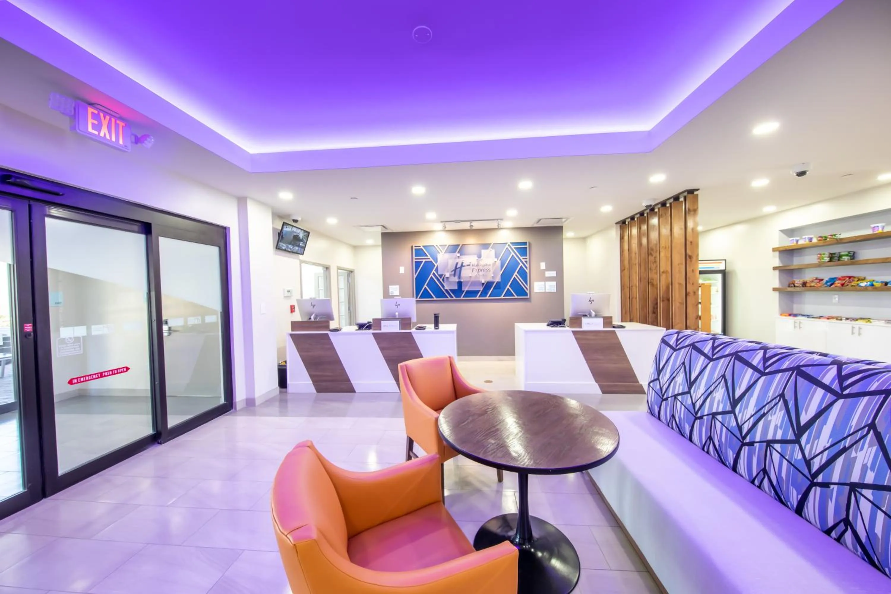 Lobby or reception in Holiday Inn Express & Suites Clermont SE - West Orlando by IHG