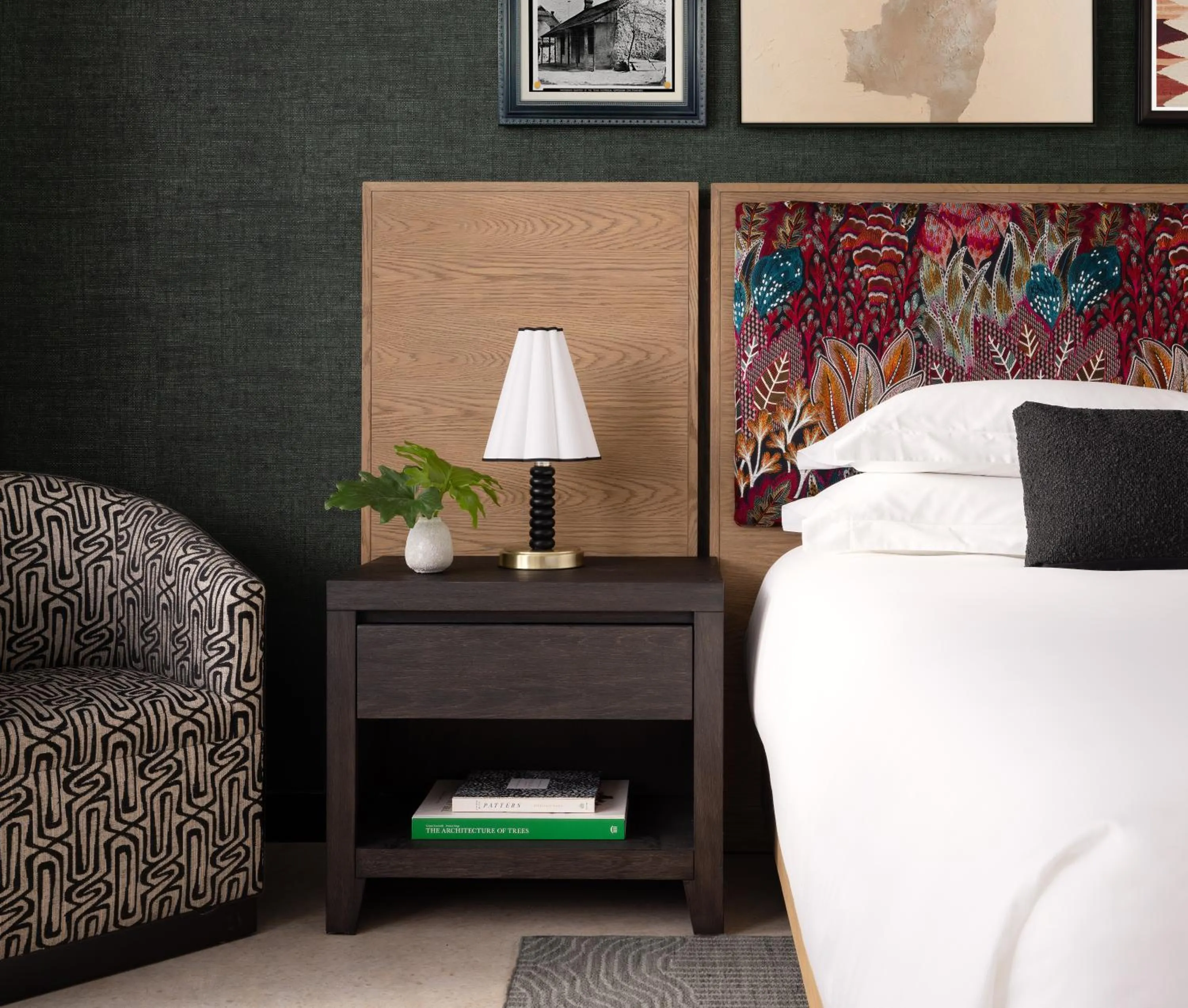 Bed in Kimpton Santo San Antonio - Riverwalk by IHG