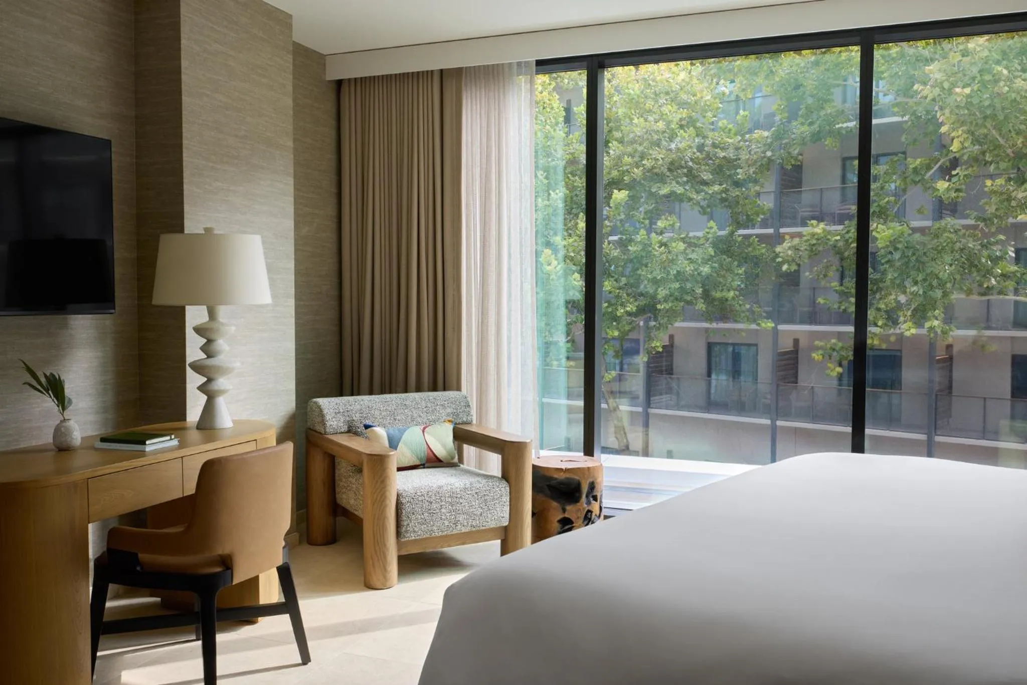 Bedroom, Bed in Kimpton Santo San Antonio - Riverwalk by IHG