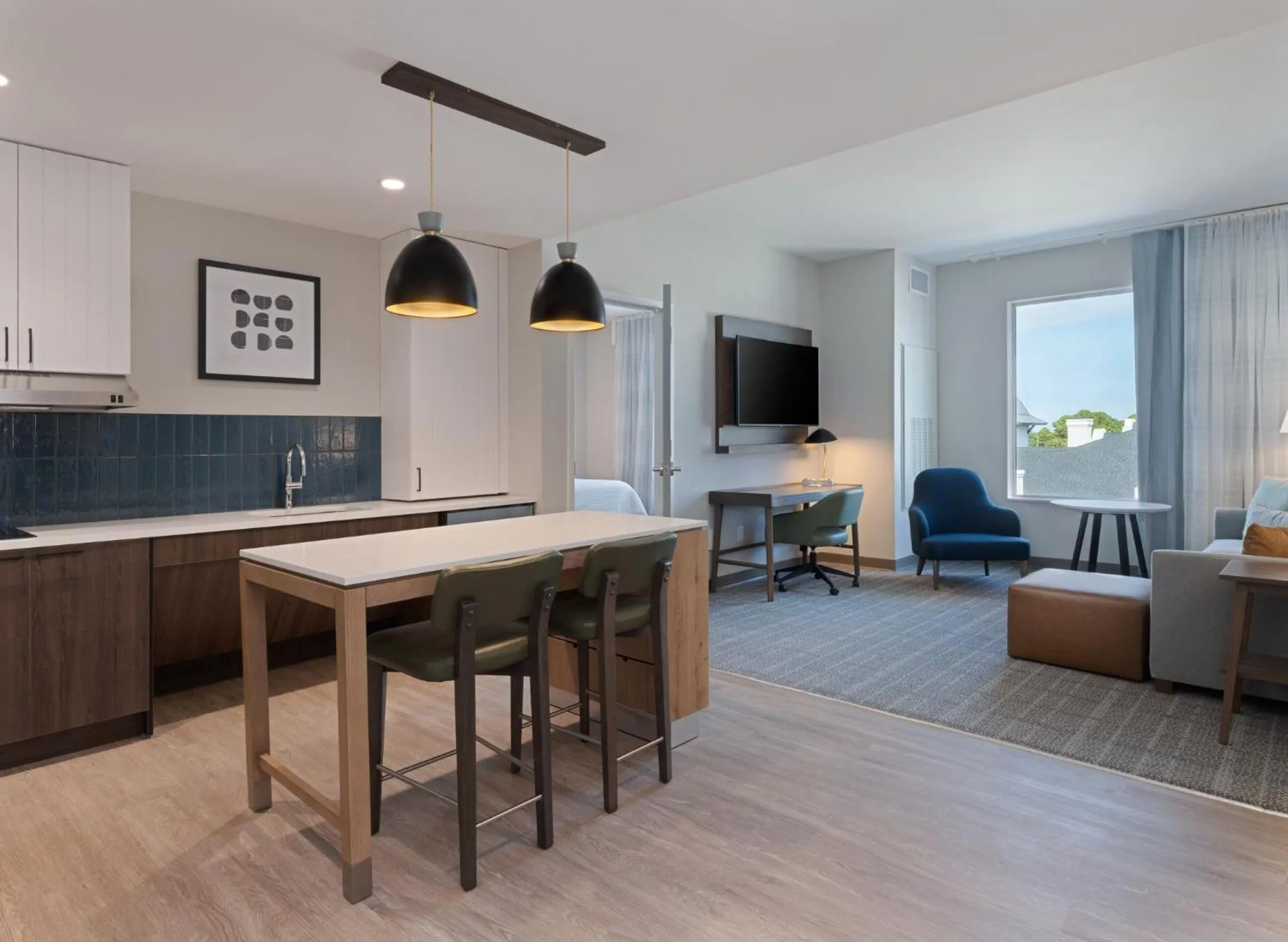 Photo of the whole room in Staybridge Suites Miramar Beach - Sandestin Area by IHG