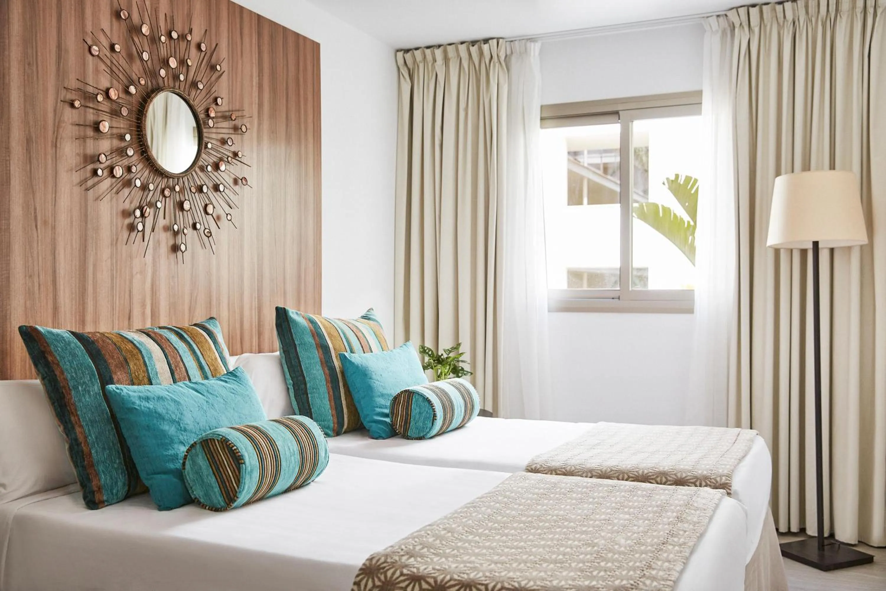 Bed in Zafiro Palace Alcudia