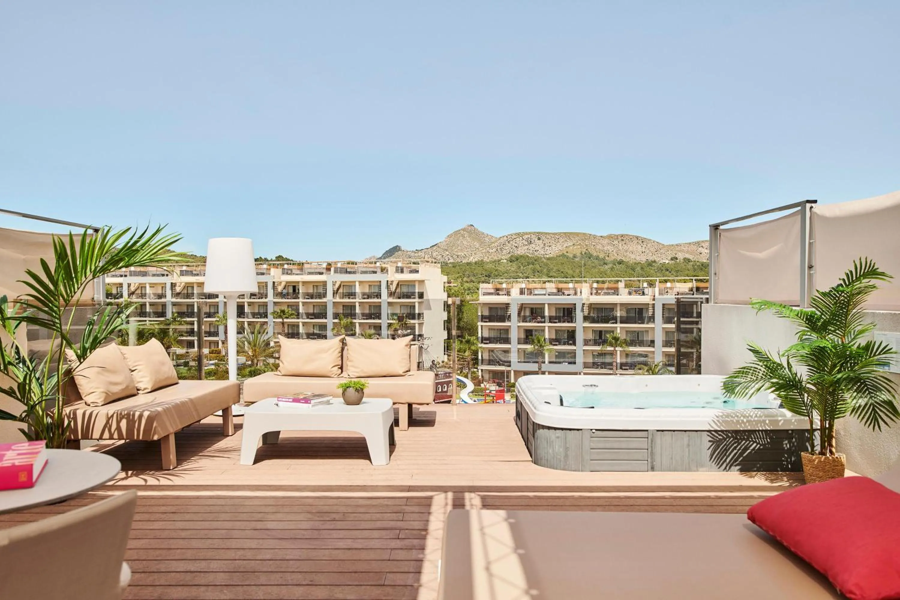 Balcony/Terrace in Zafiro Palace Alcudia