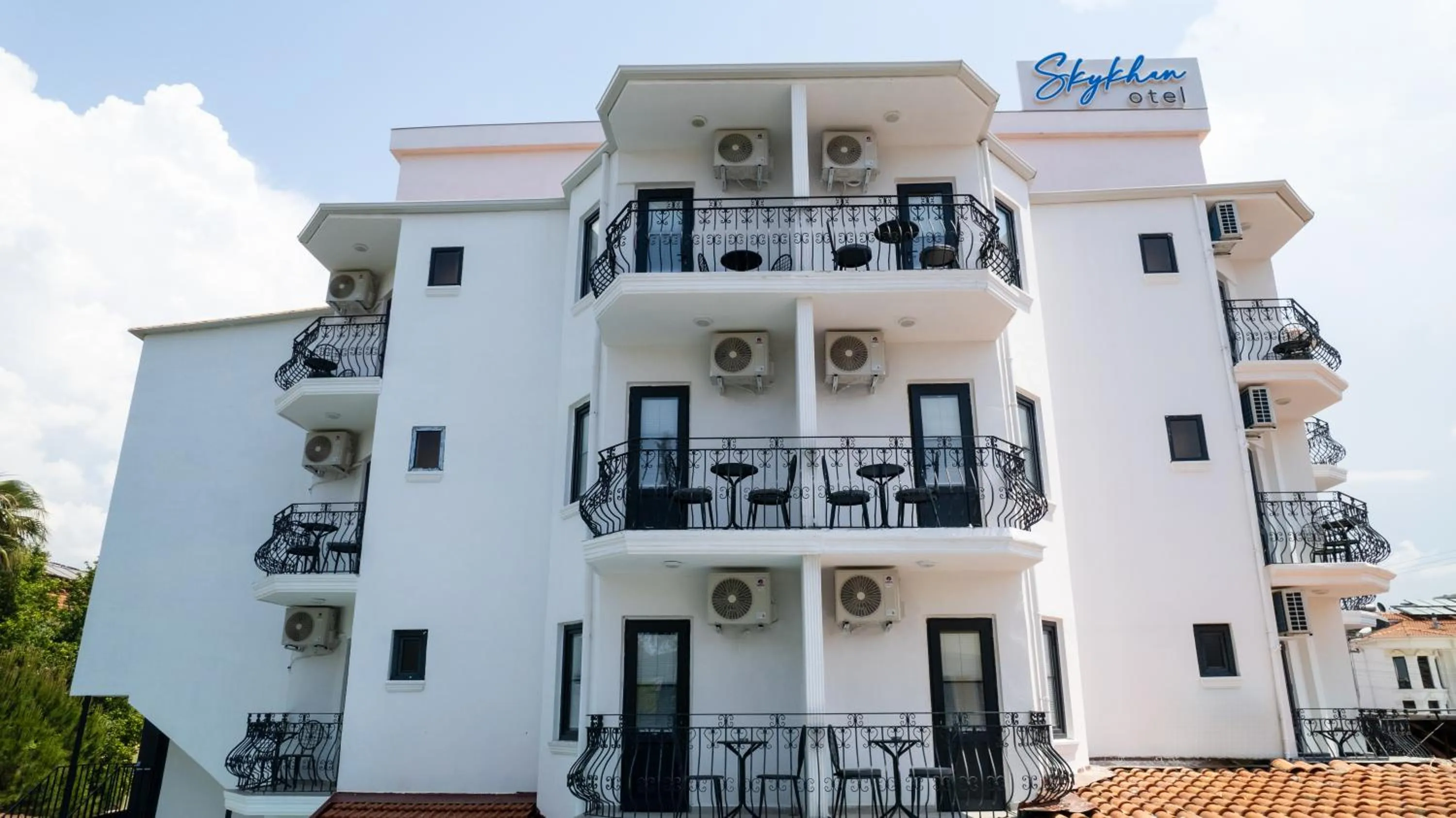 Property building in Skykhan Otel
