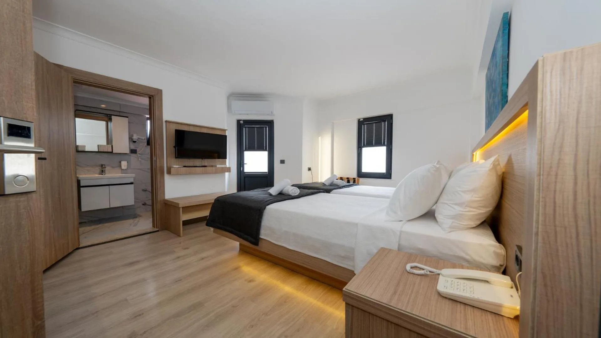 Bedroom, Bed in Skykhan Otel