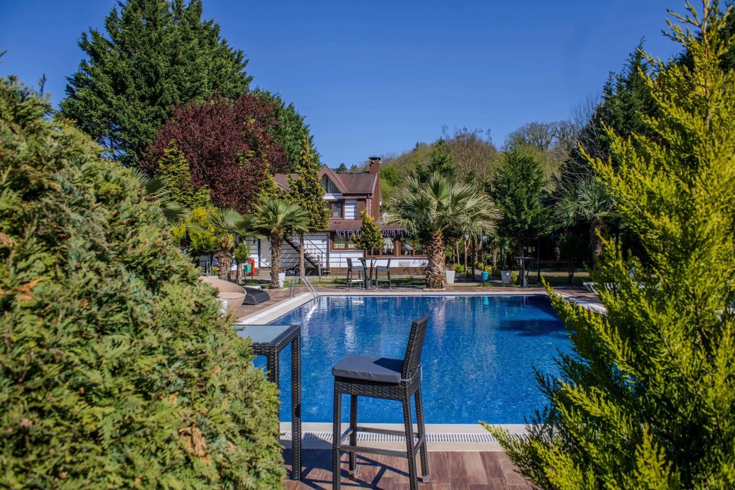 Swimming pool in 216 North Hotel