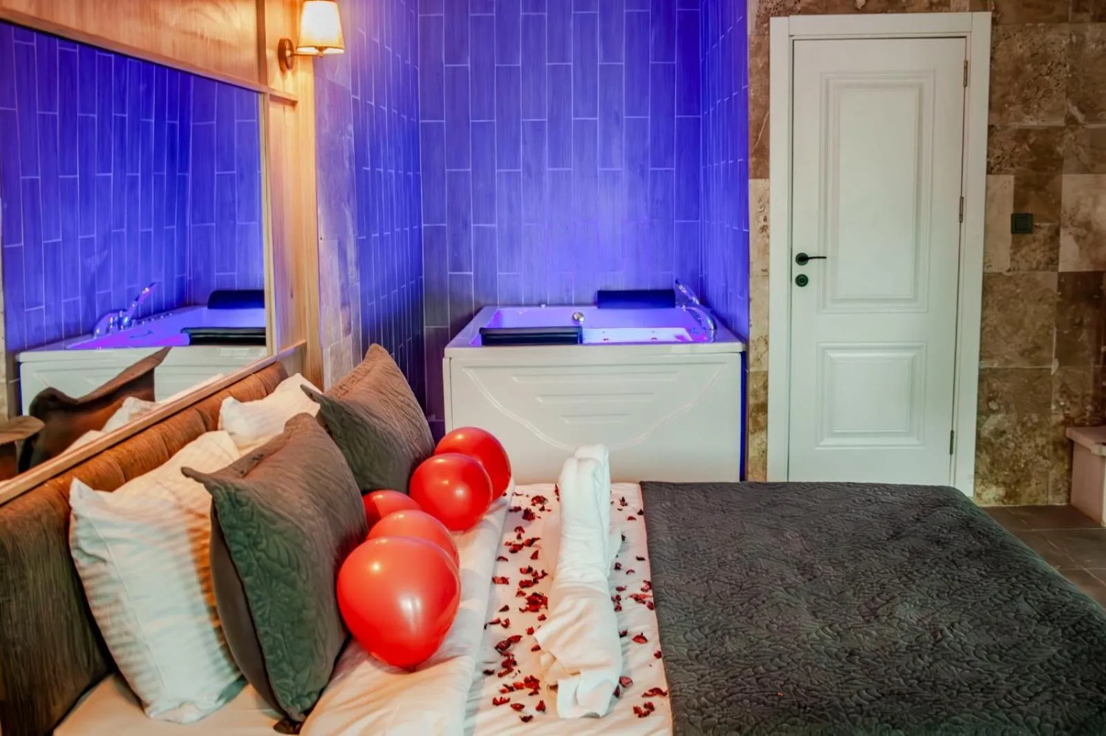 Bed in 216 North Hotel