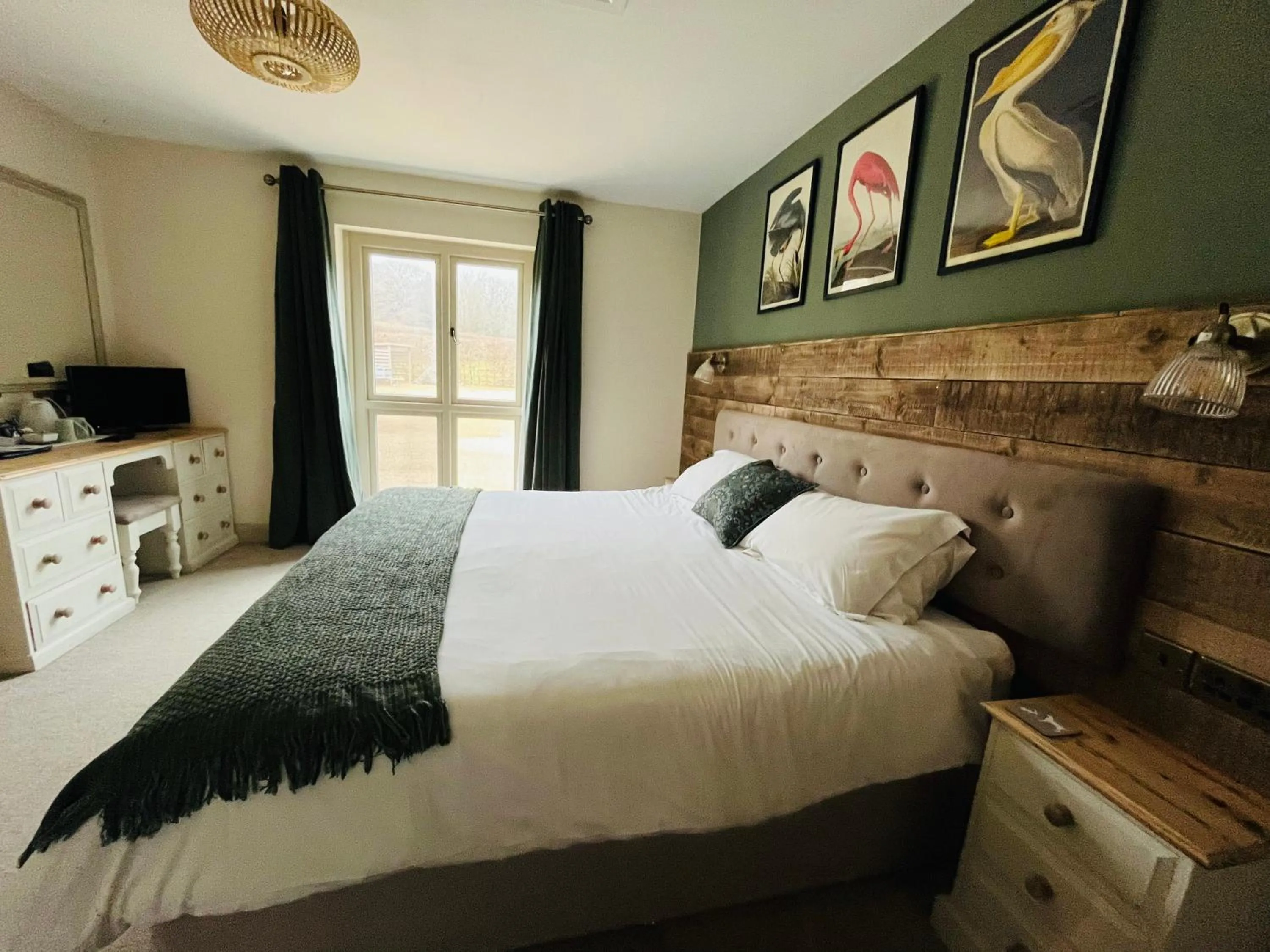 Bed in Hare & Hounds Bed & Breakfast