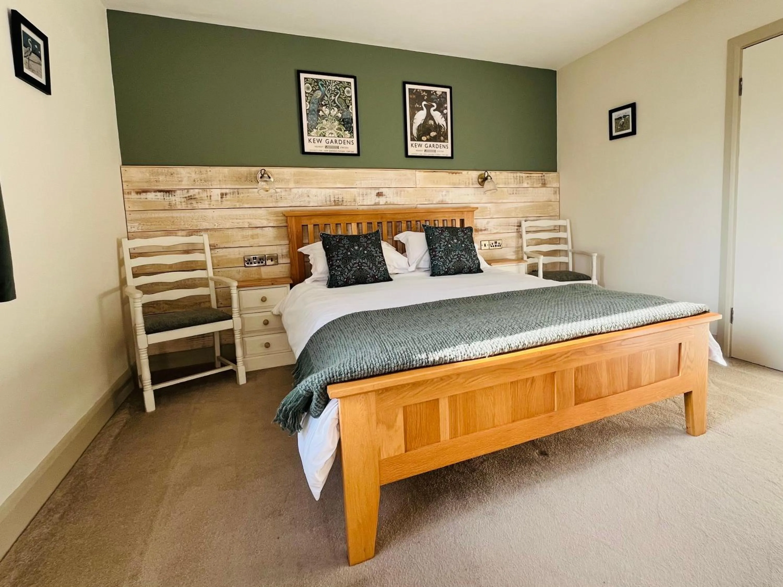 Bed in Hare & Hounds Bed & Breakfast