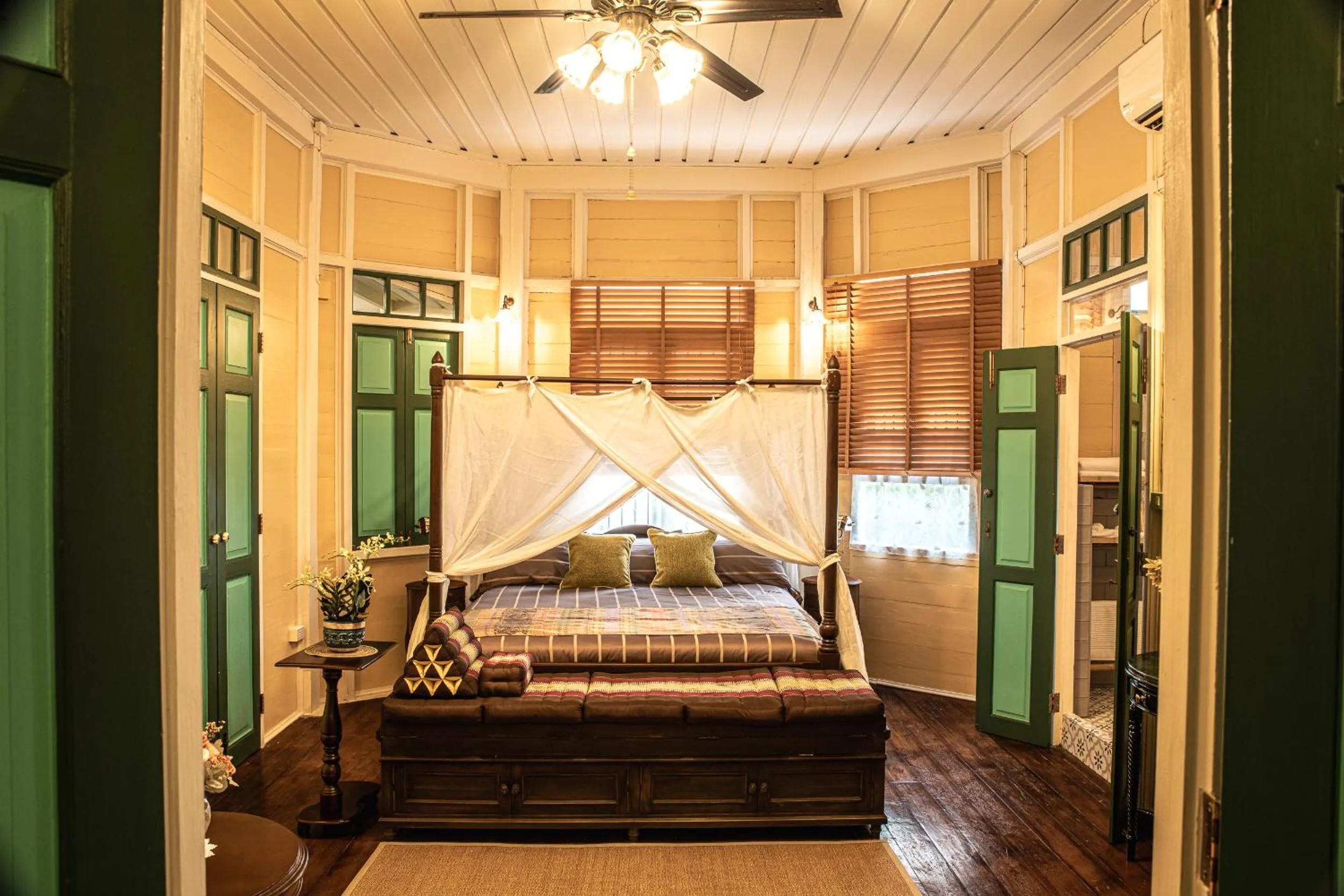 Bed in Wallaya Heritage Stay