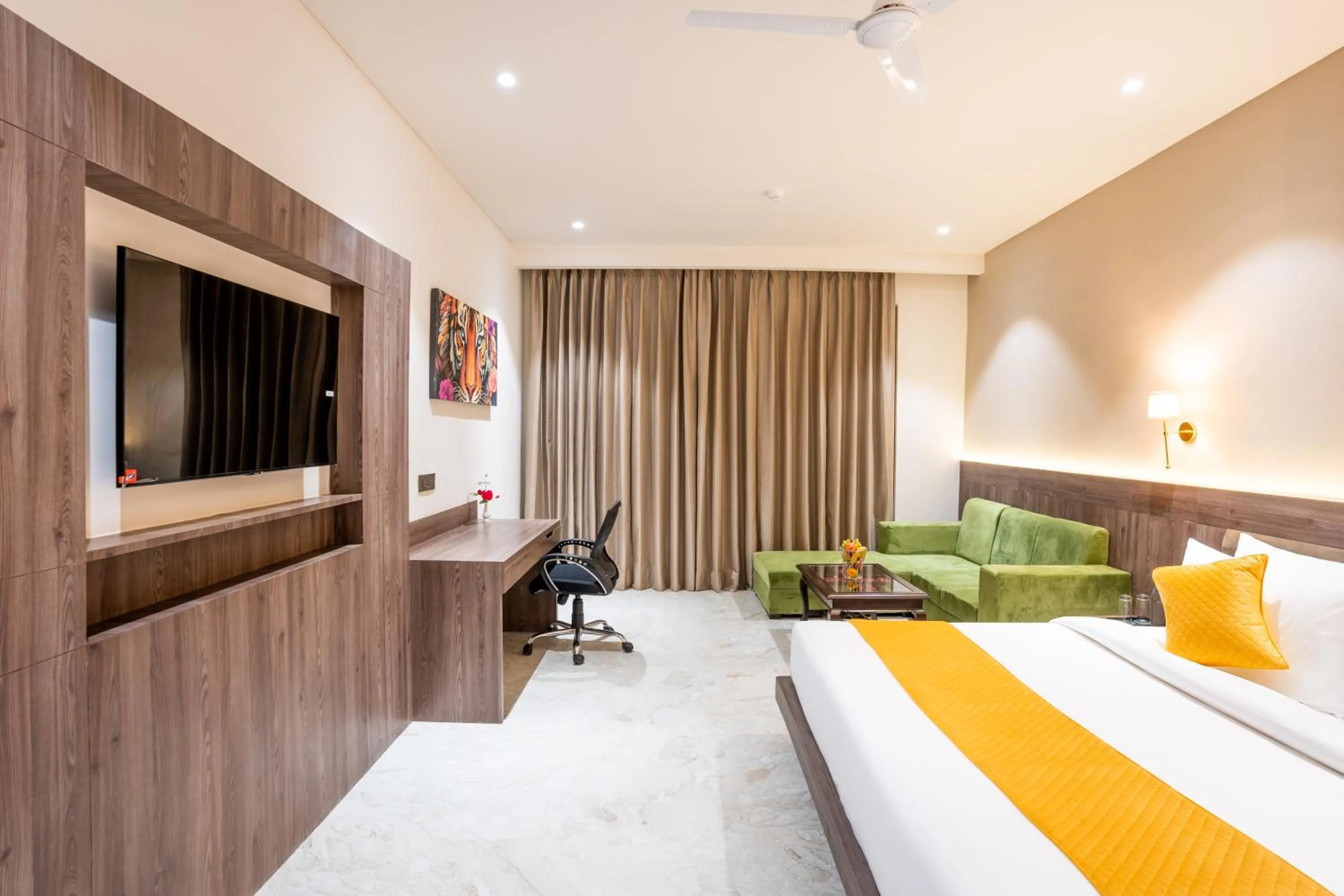 Bed in Shervani Pebbles & Pines Resort & Spa, Corbett