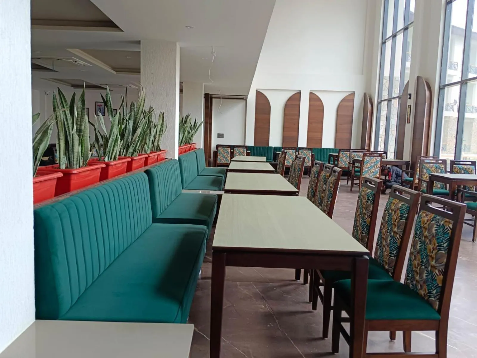 Restaurant/places to eat in Shervani Pebbles & Pines Resort & Spa, Corbett