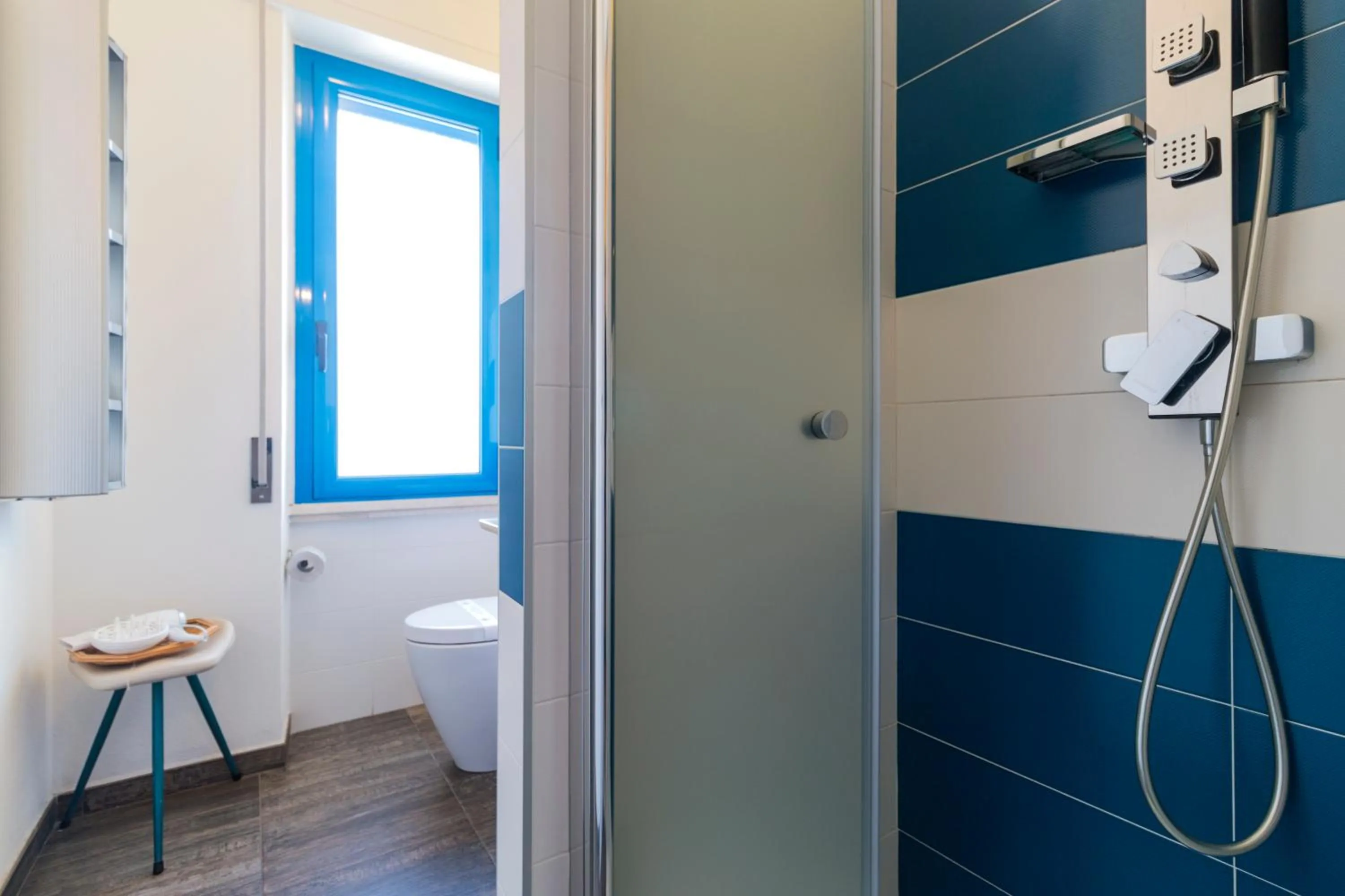 Shower in La Favorita Hotel