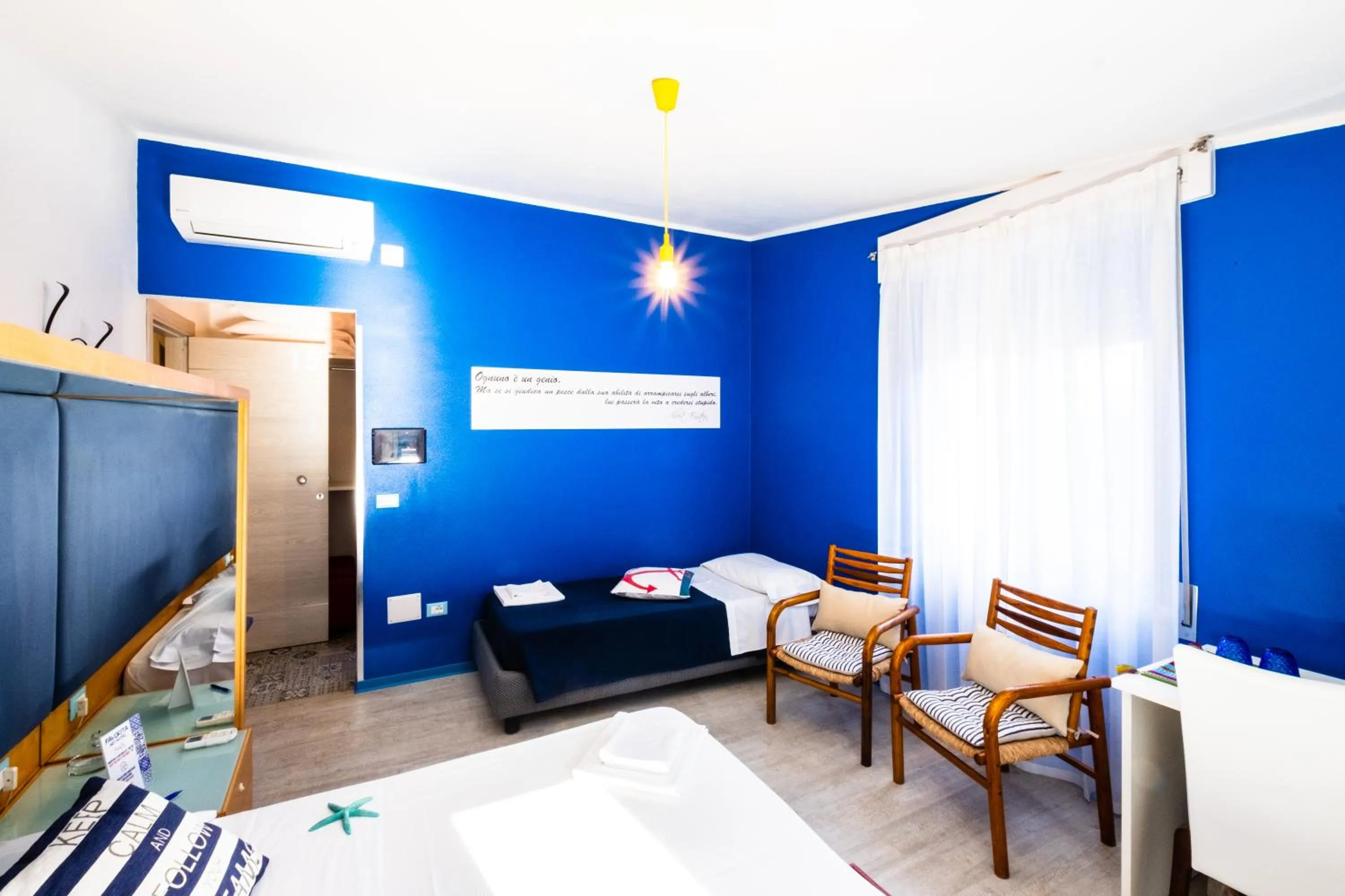 Bedroom, Bed in La Favorita Hotel