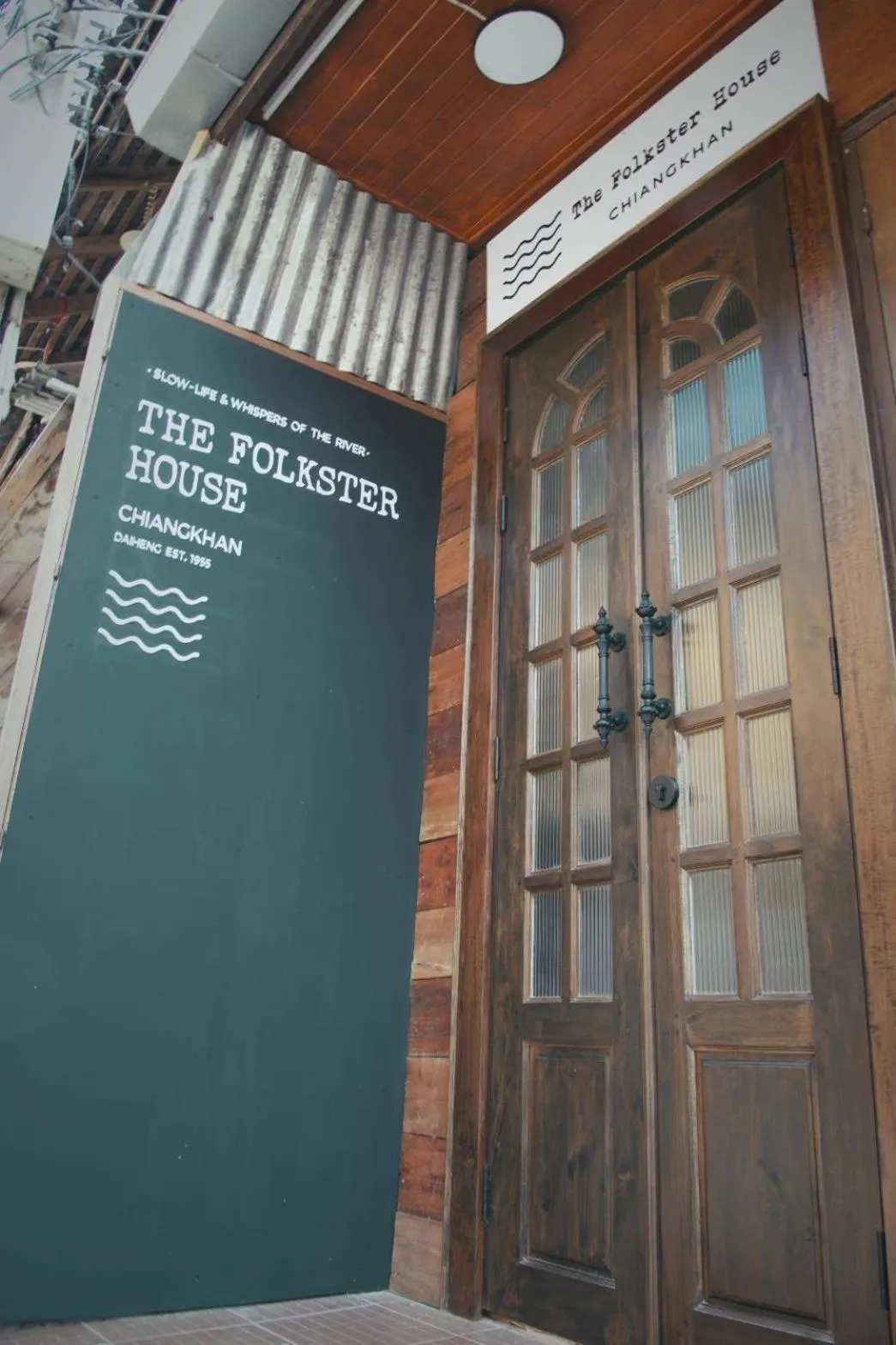 Facade/entrance in The Folkster House Chiangkhan