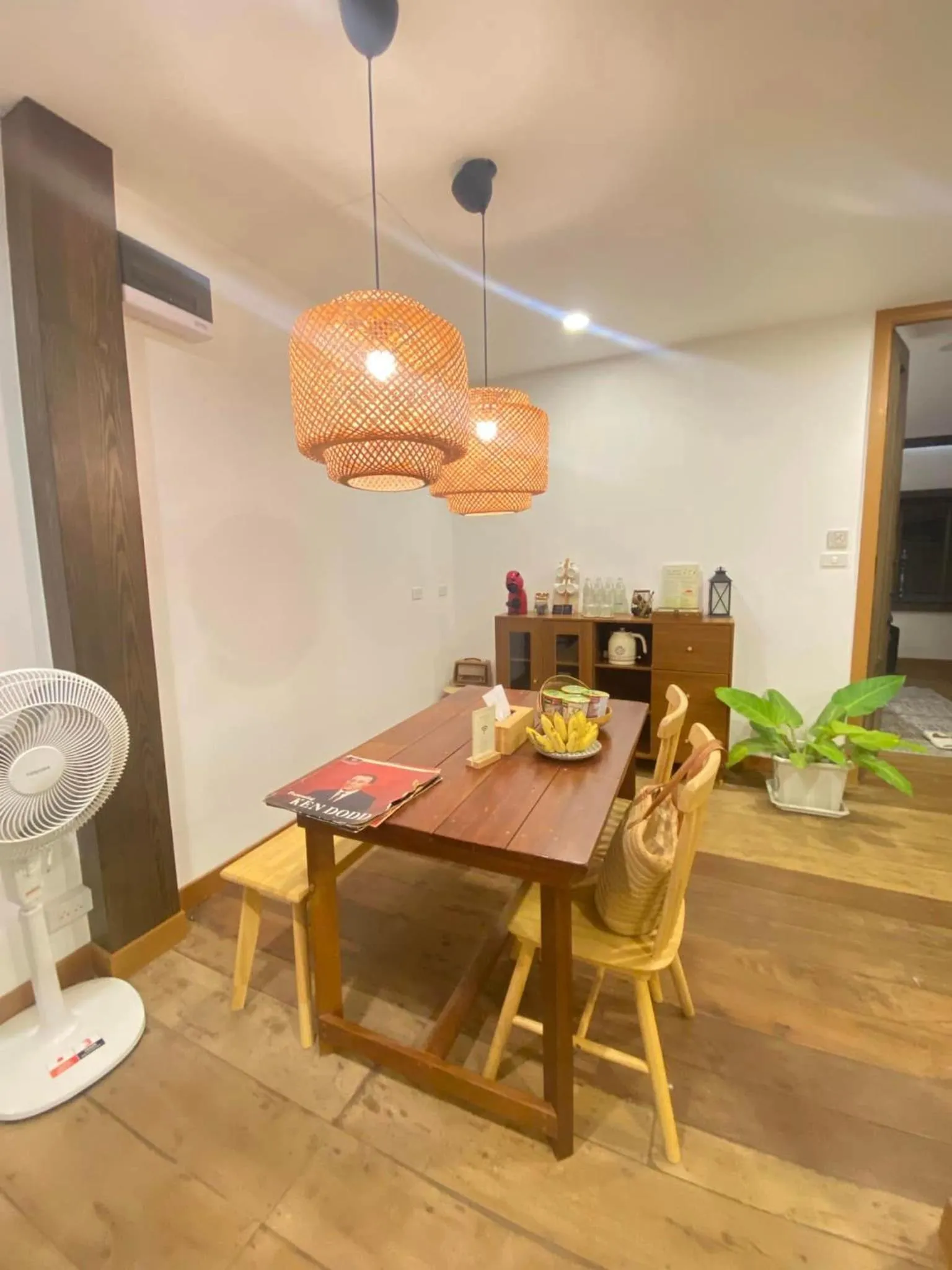 Dining area in The Folkster House Chiangkhan