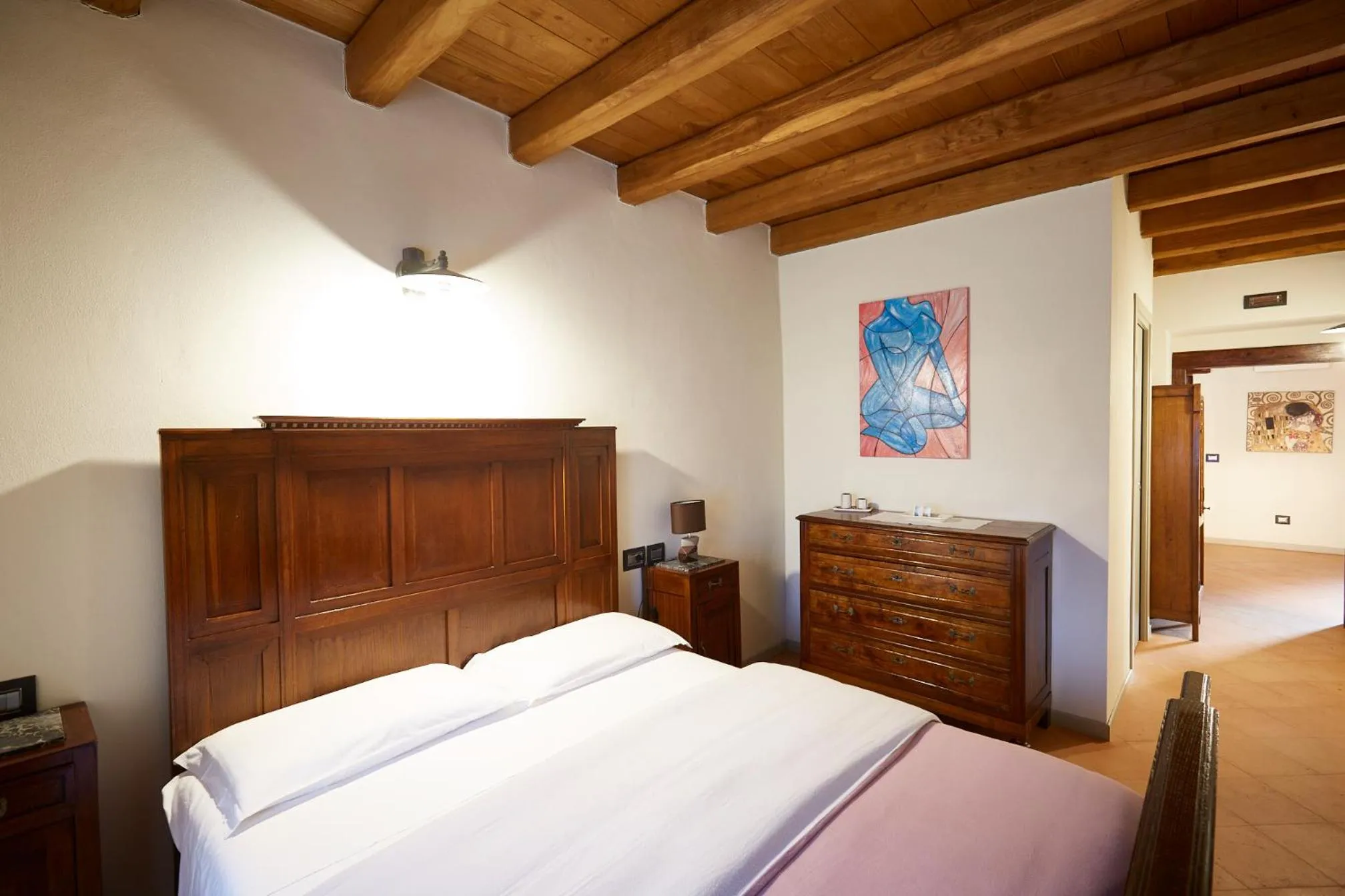 Bed in Palazzo Eleonora