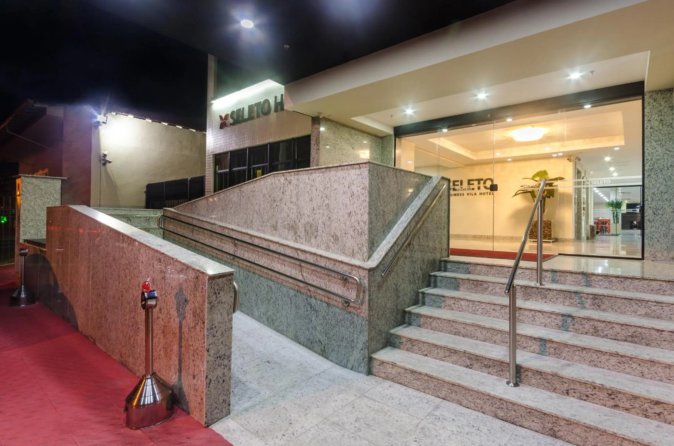 Facade/entrance in Seleto Hotel