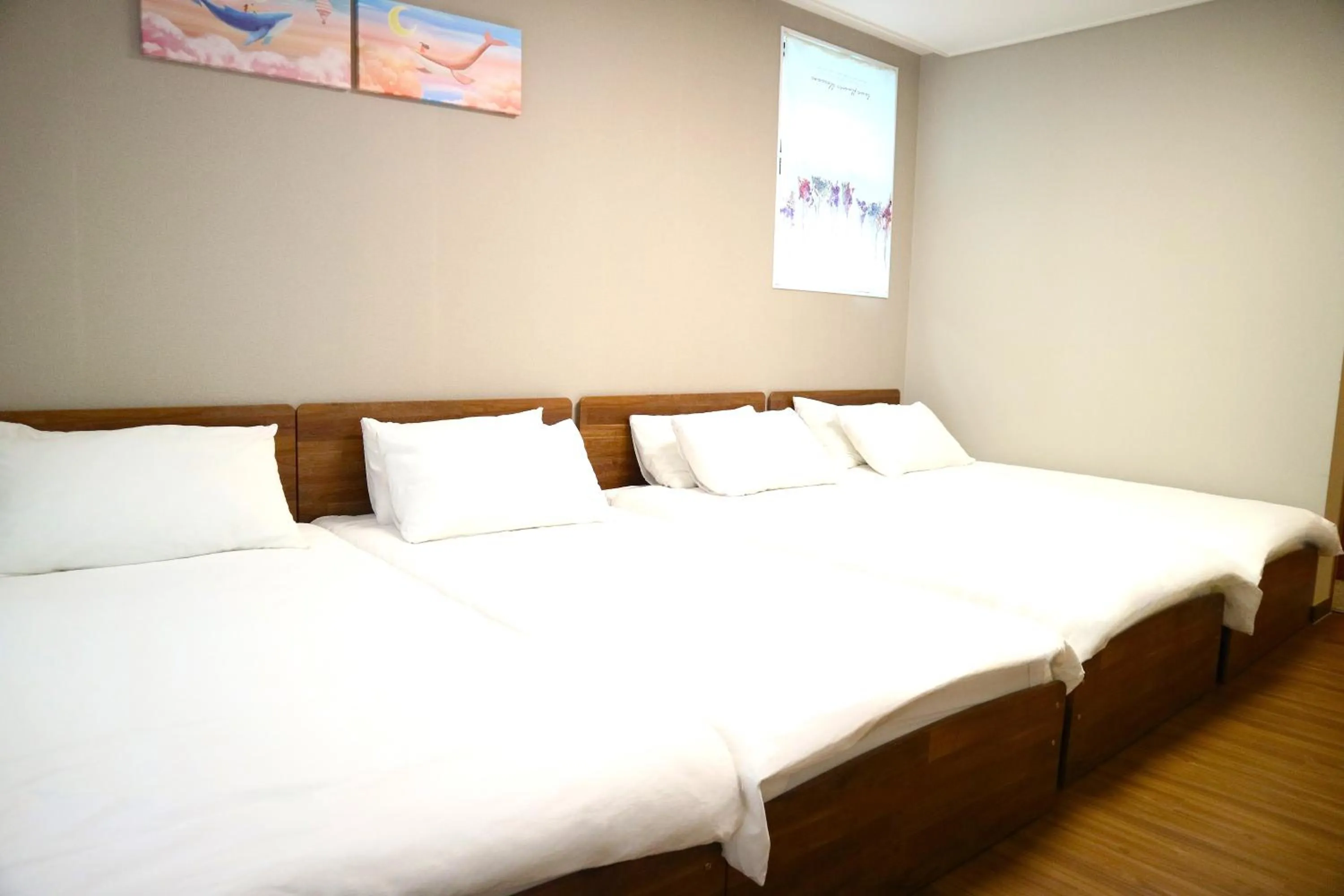 Bedroom, Bed in Incheon Airport Guest House King