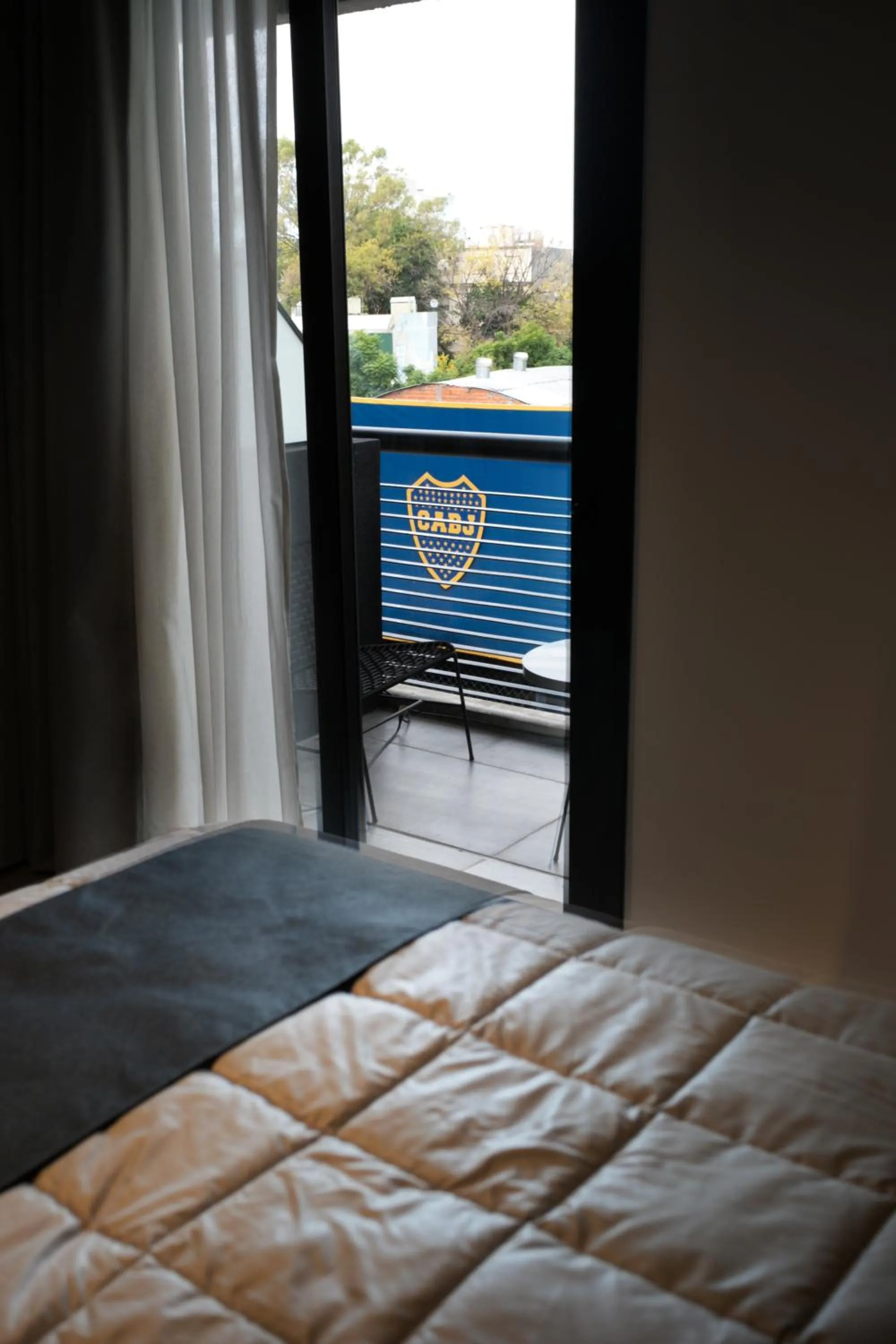 View (from property/room), Bed in Howard Johnson Undici Republica de La Boca