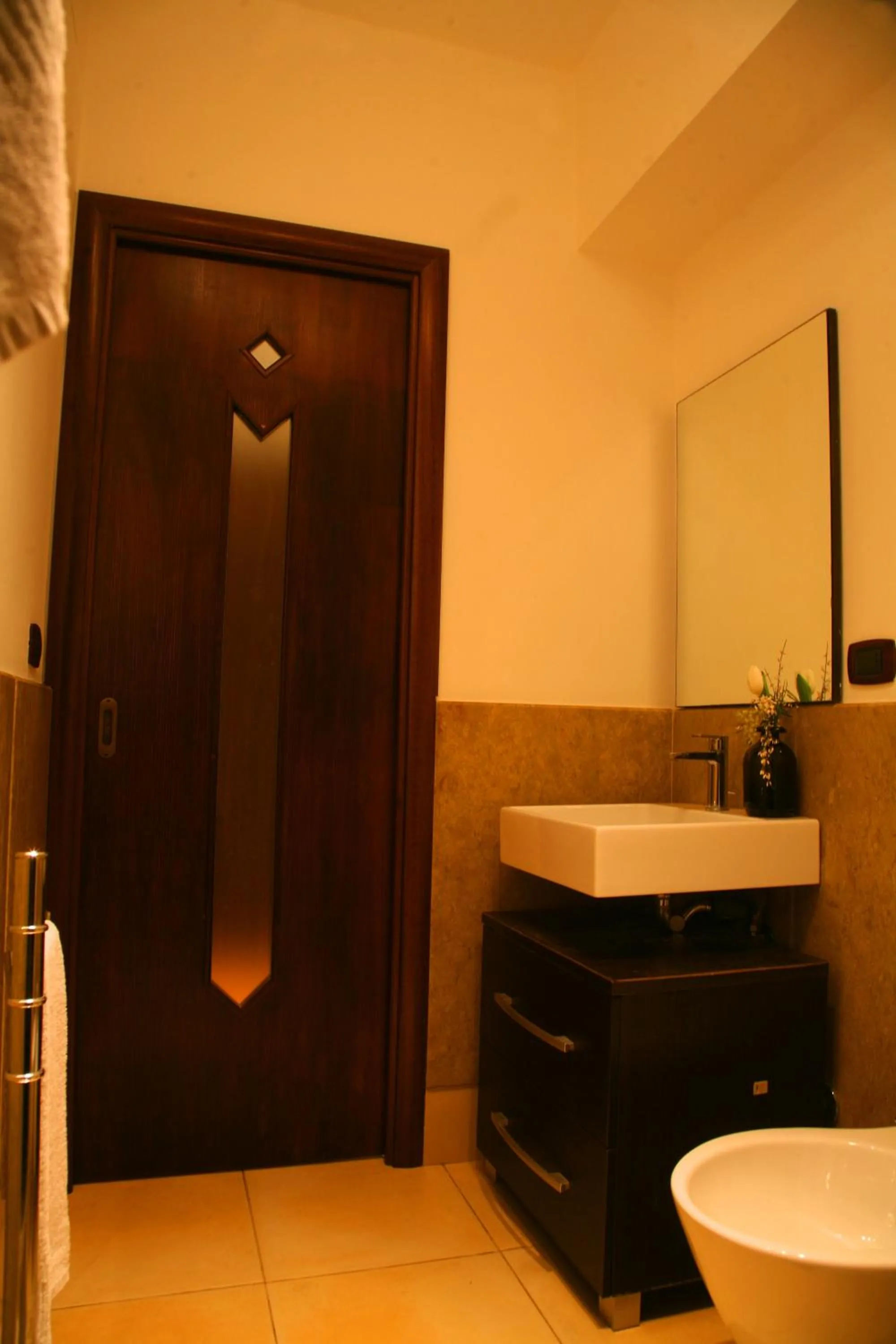 Bathroom in Al Vecchio Cellaio Historical Guest House