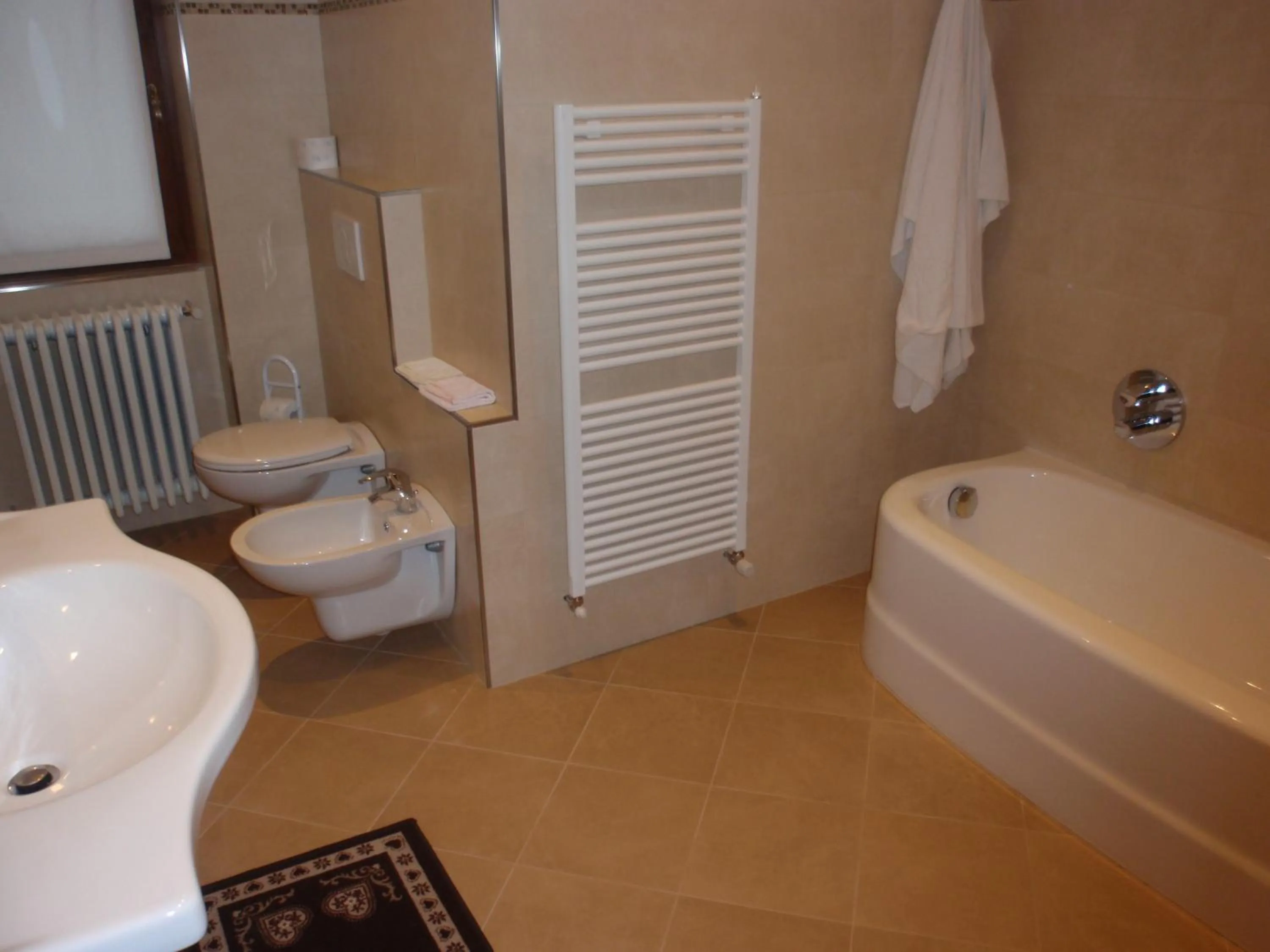 Bathroom in B&B Ca Tunin