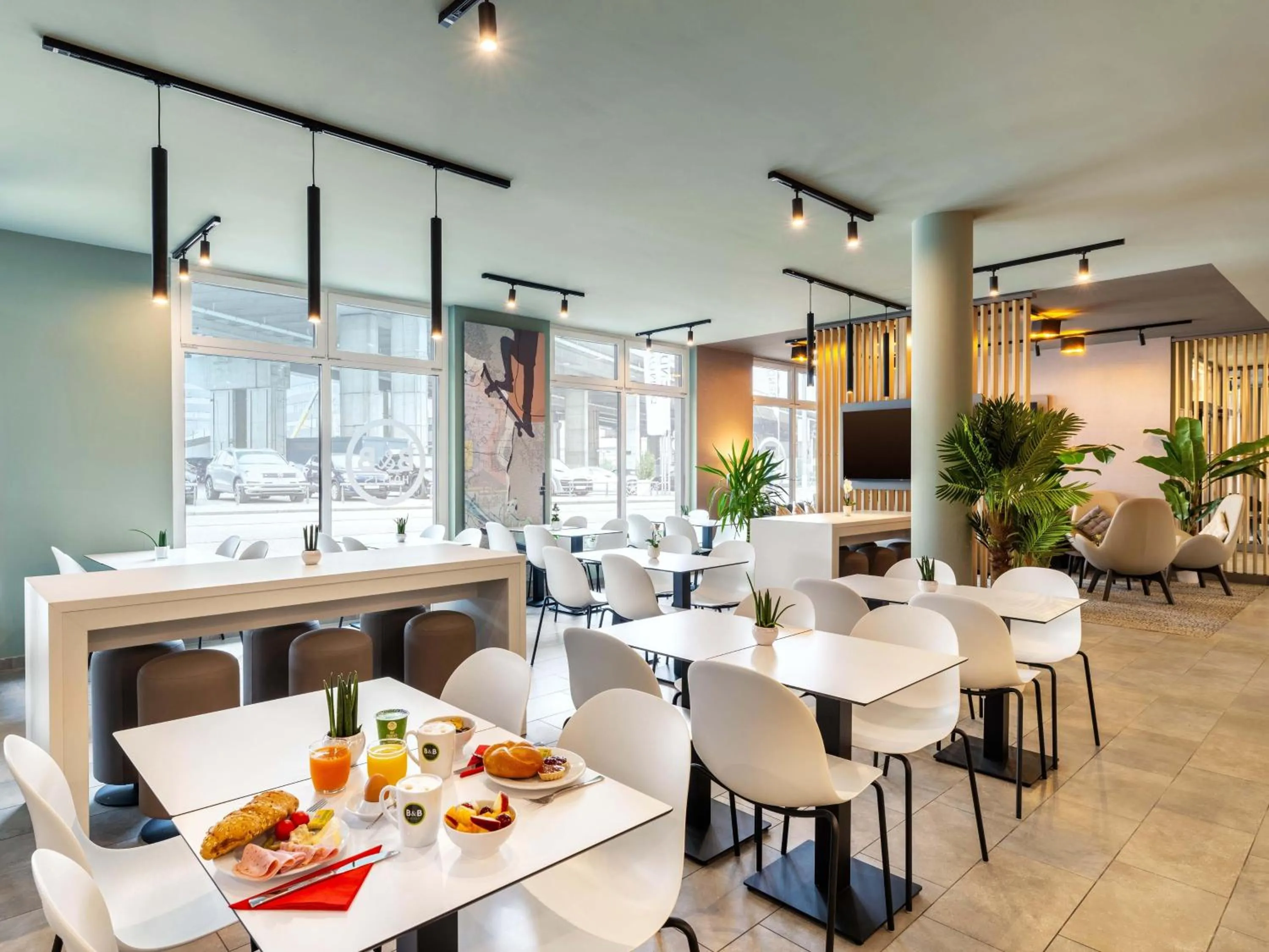 Restaurant/places to eat in B&B HOTEL Wien-St-Marx