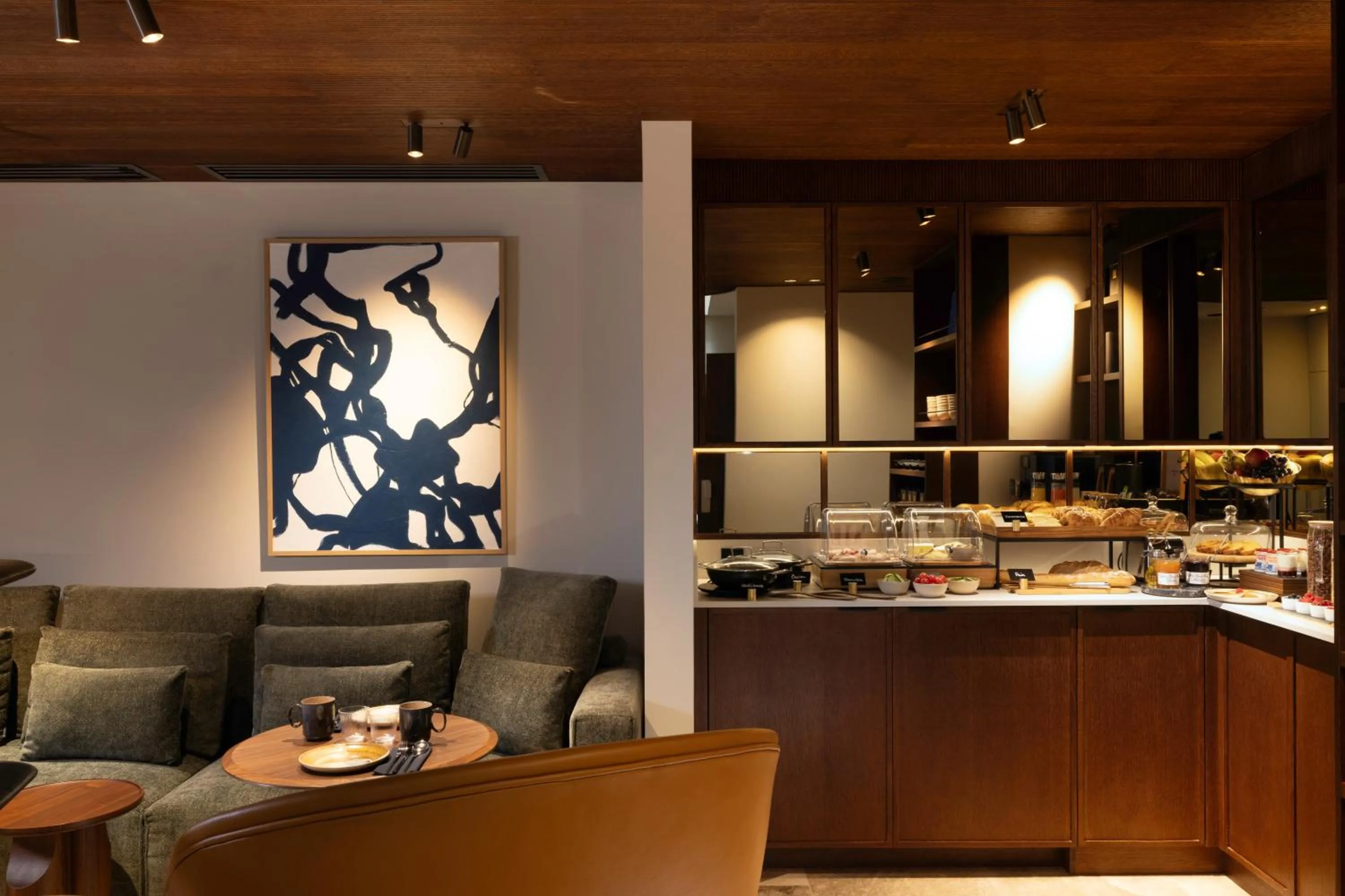 Breakfast in Hôtel Cristal Champs Elysées