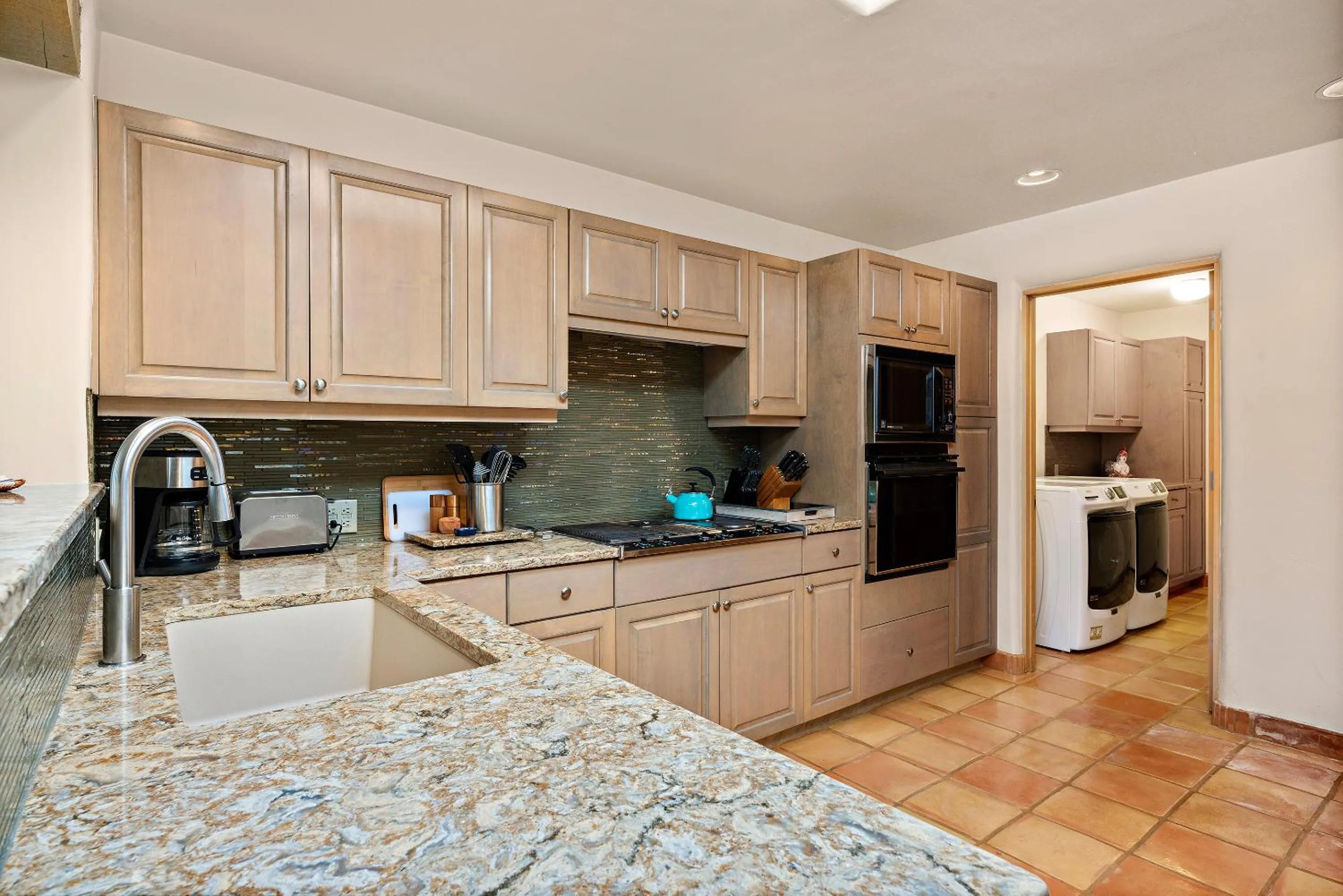 Kitchen or kitchenette in Quail run