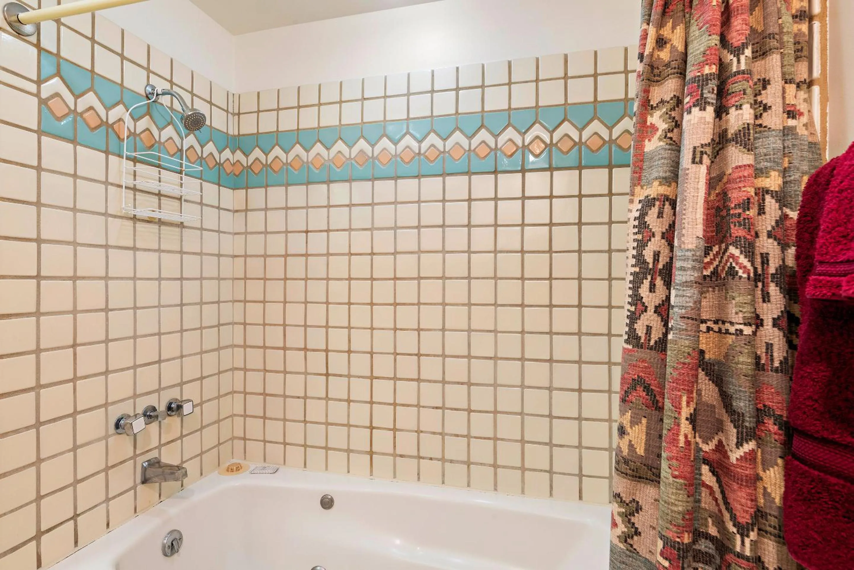 Shower in Quail run