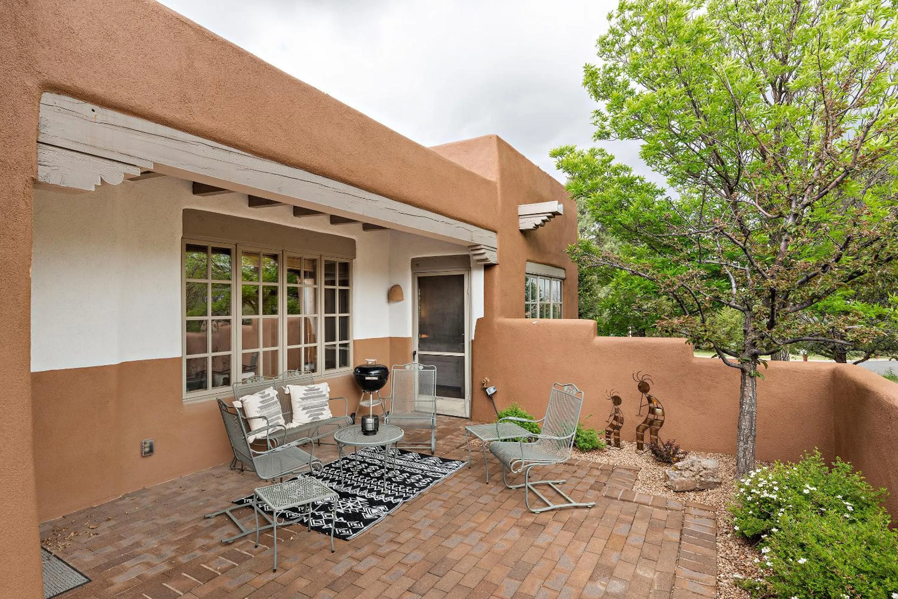 Patio in Quail run
