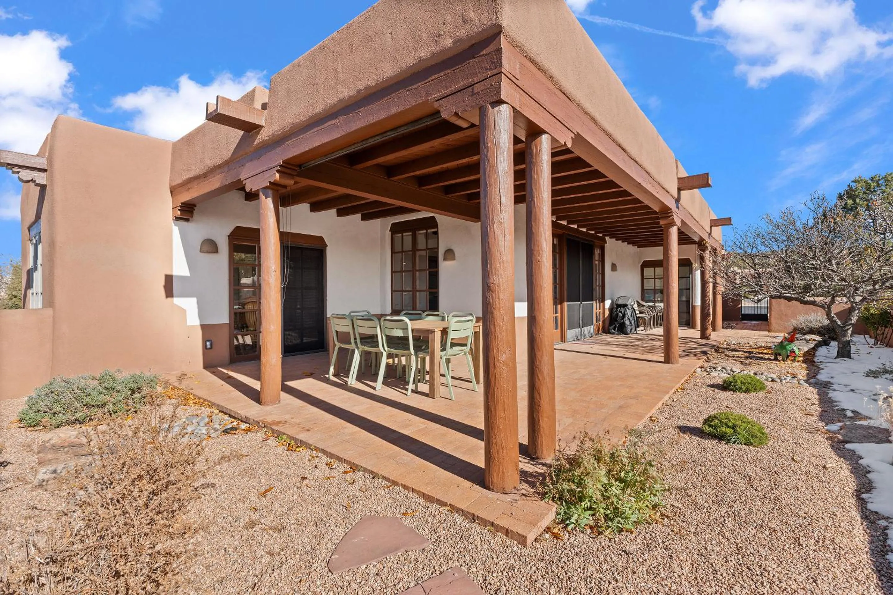 Patio in Quail run