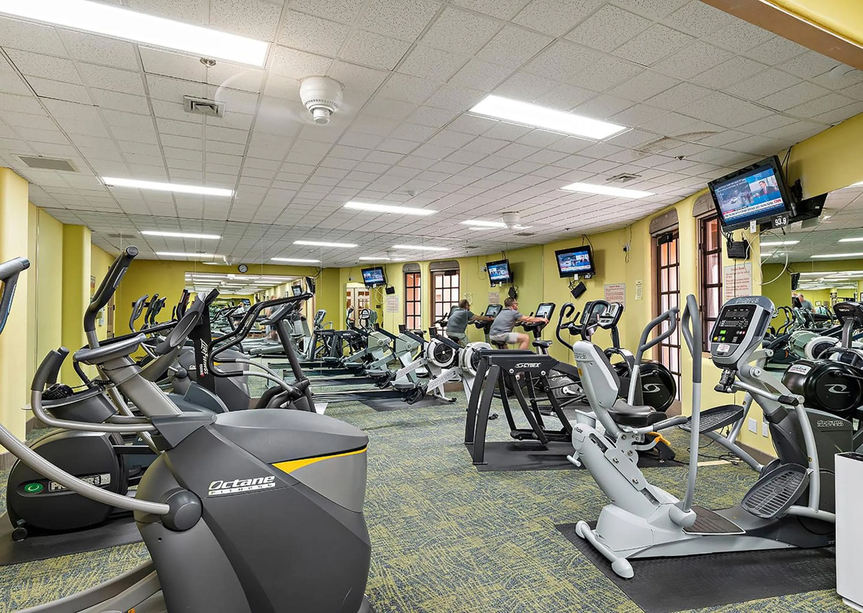 Fitness centre/facilities in Quail run