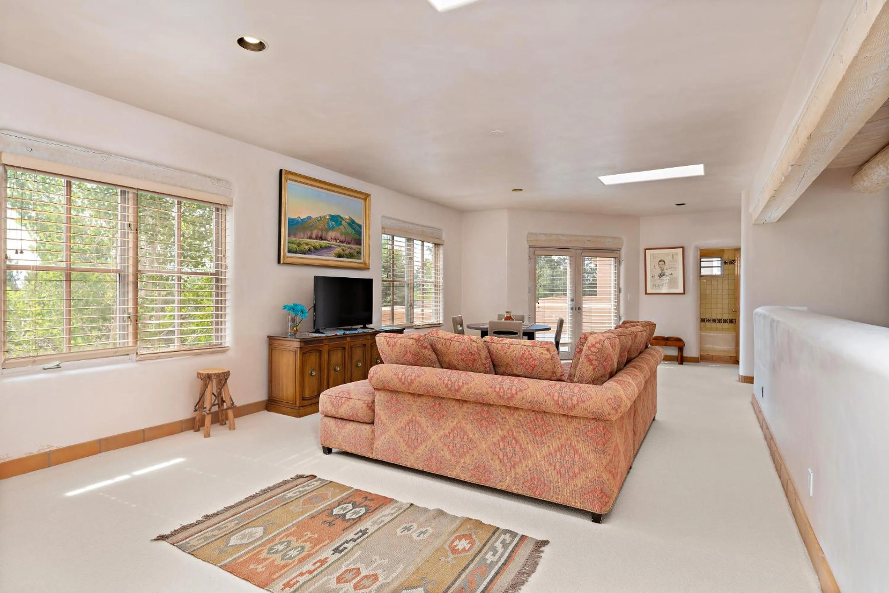 Living room in Quail run