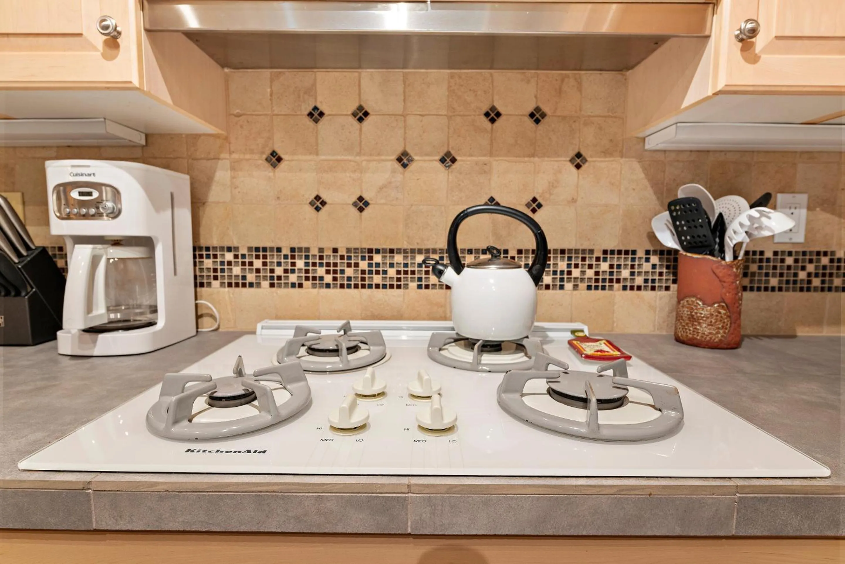 Coffee/tea facilities in Quail run