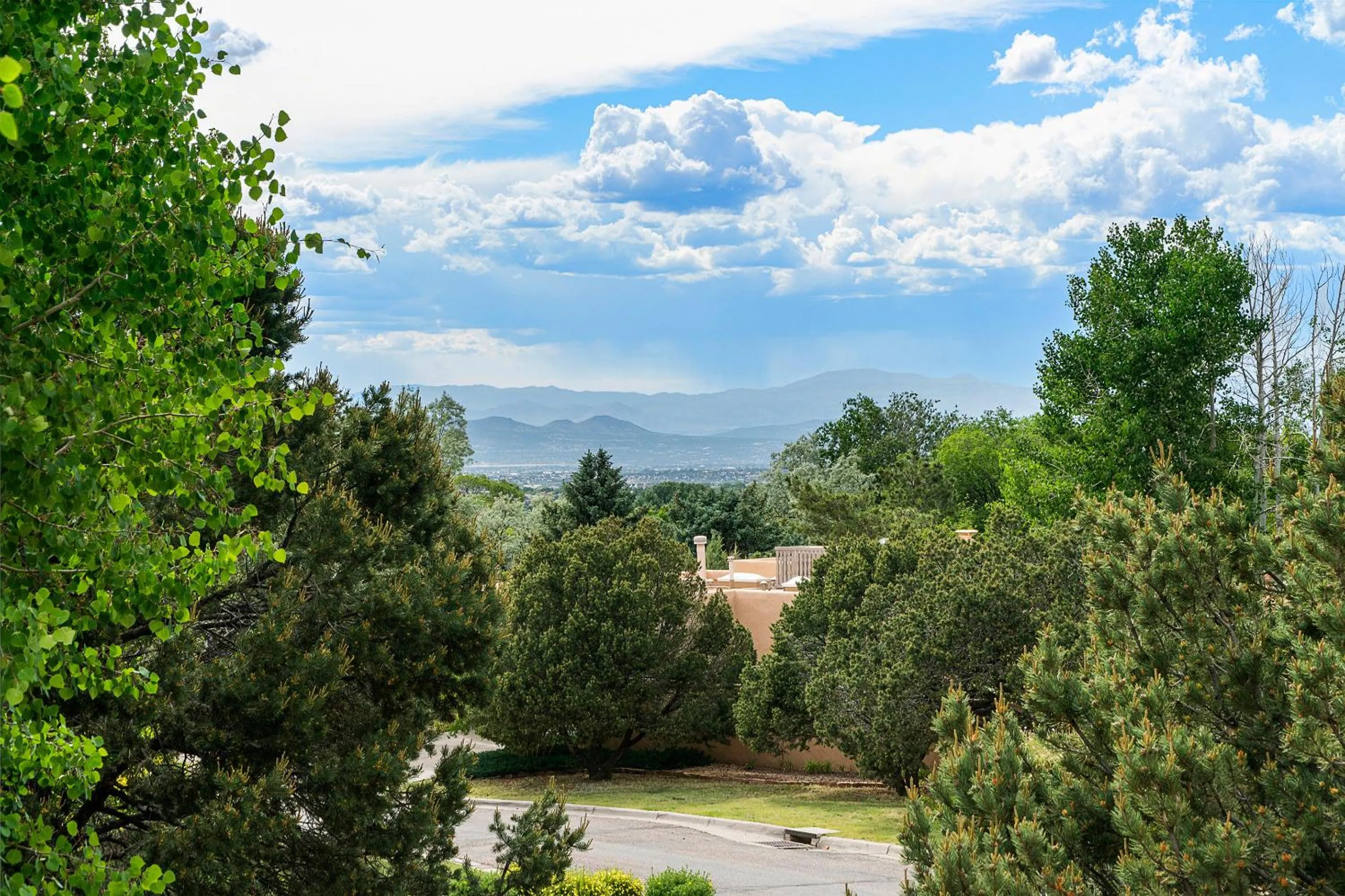 Mountain view in Quail run